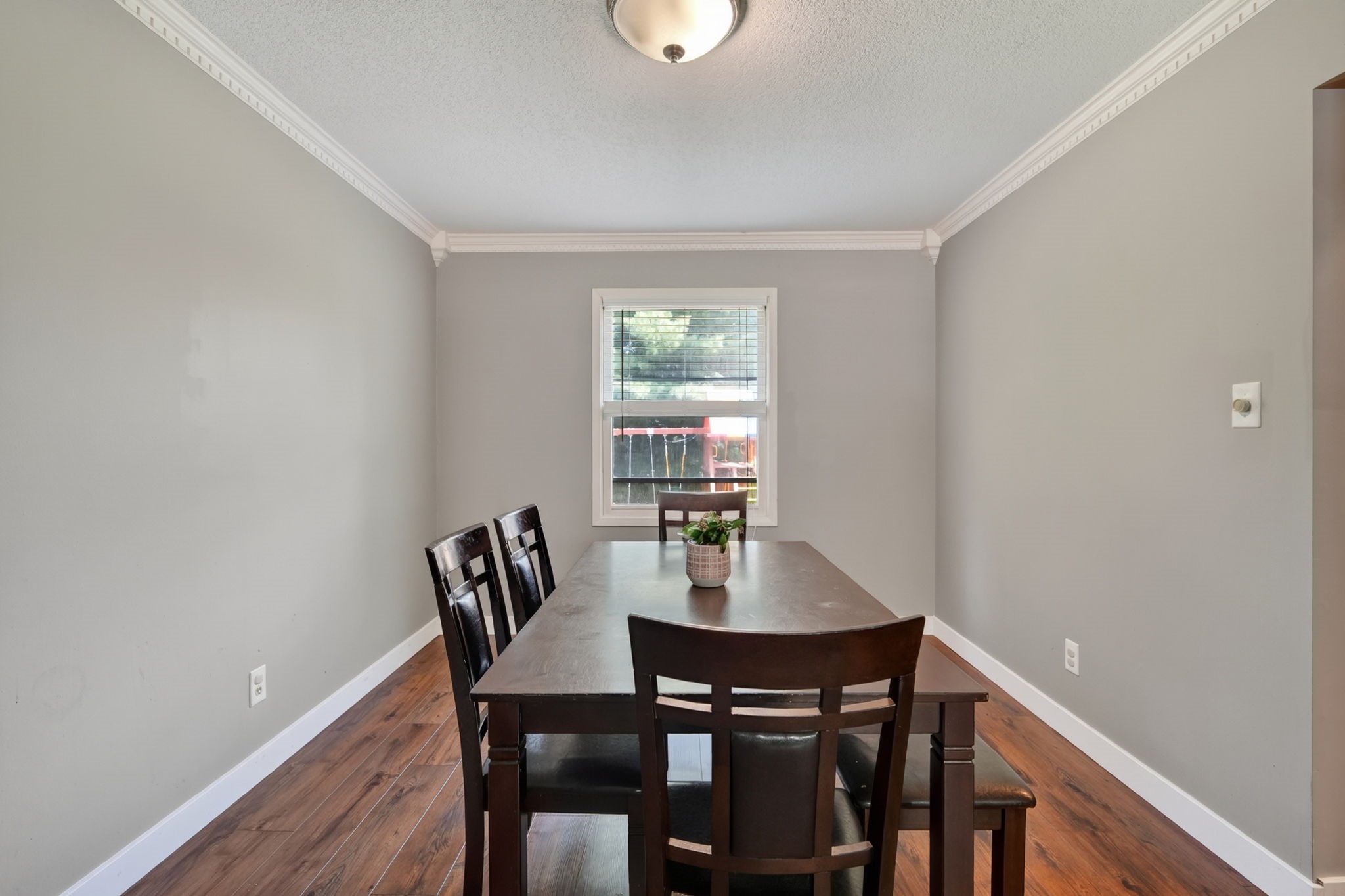 717 41st Street Property Photo 8