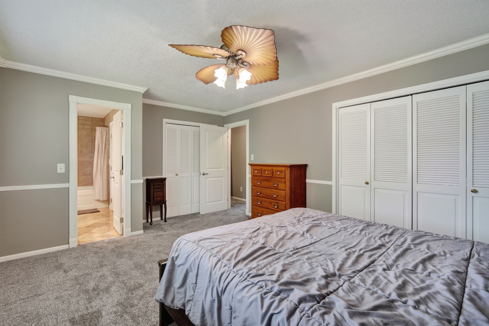 717 41st Street Property Photo 24