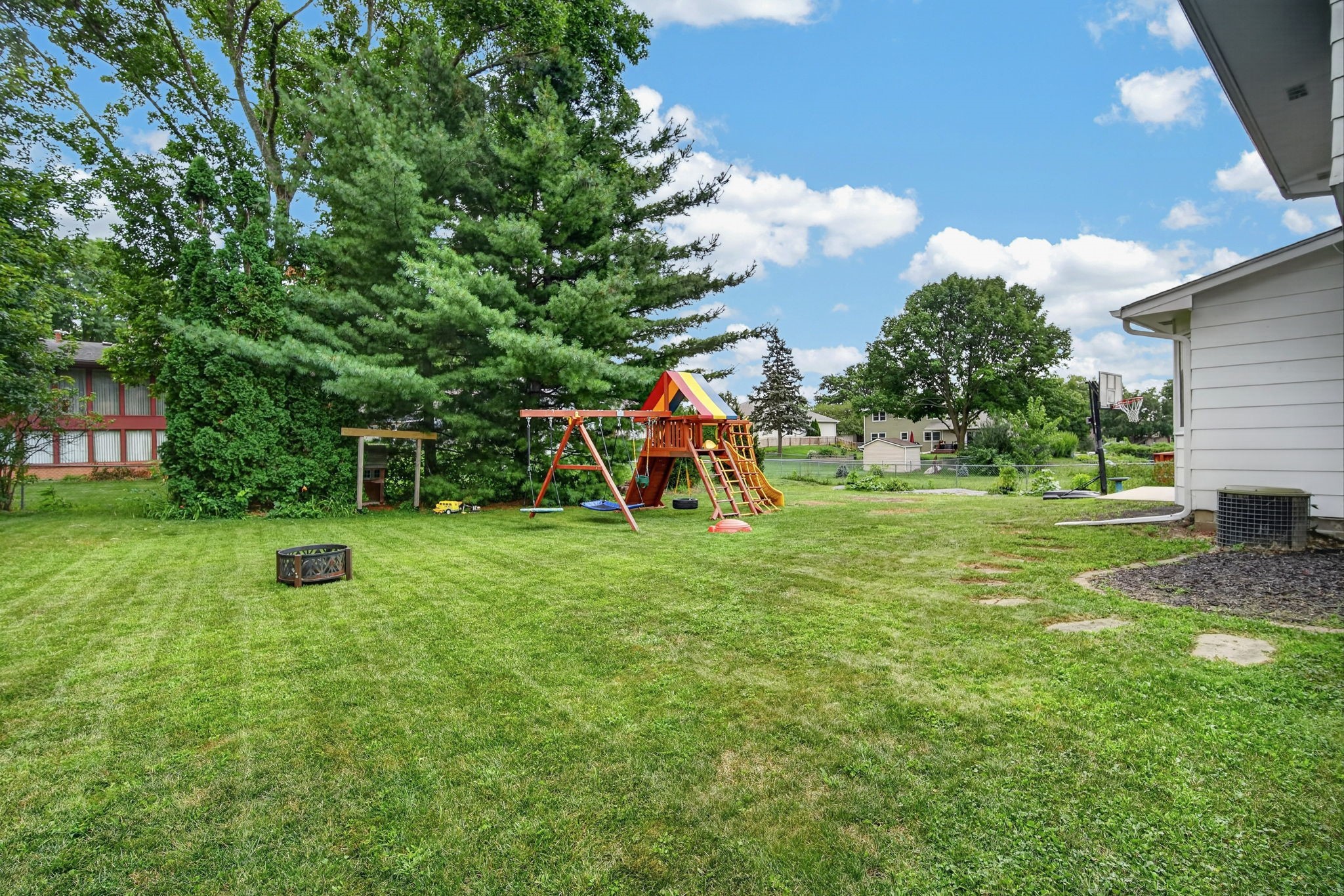 717 41st Street Property Photo 32