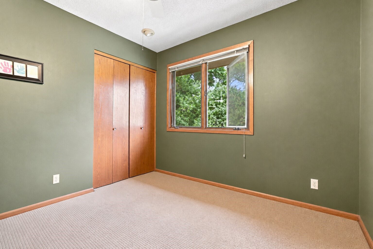 2901 Maple Street Property Photo 10
