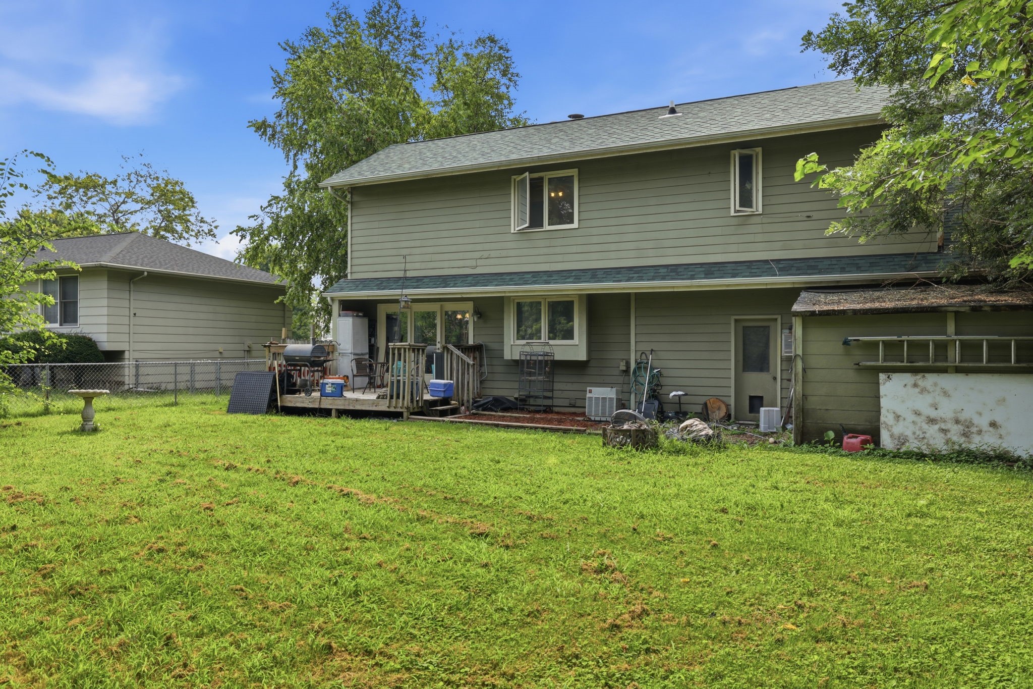 2901 Maple Street Property Photo 18