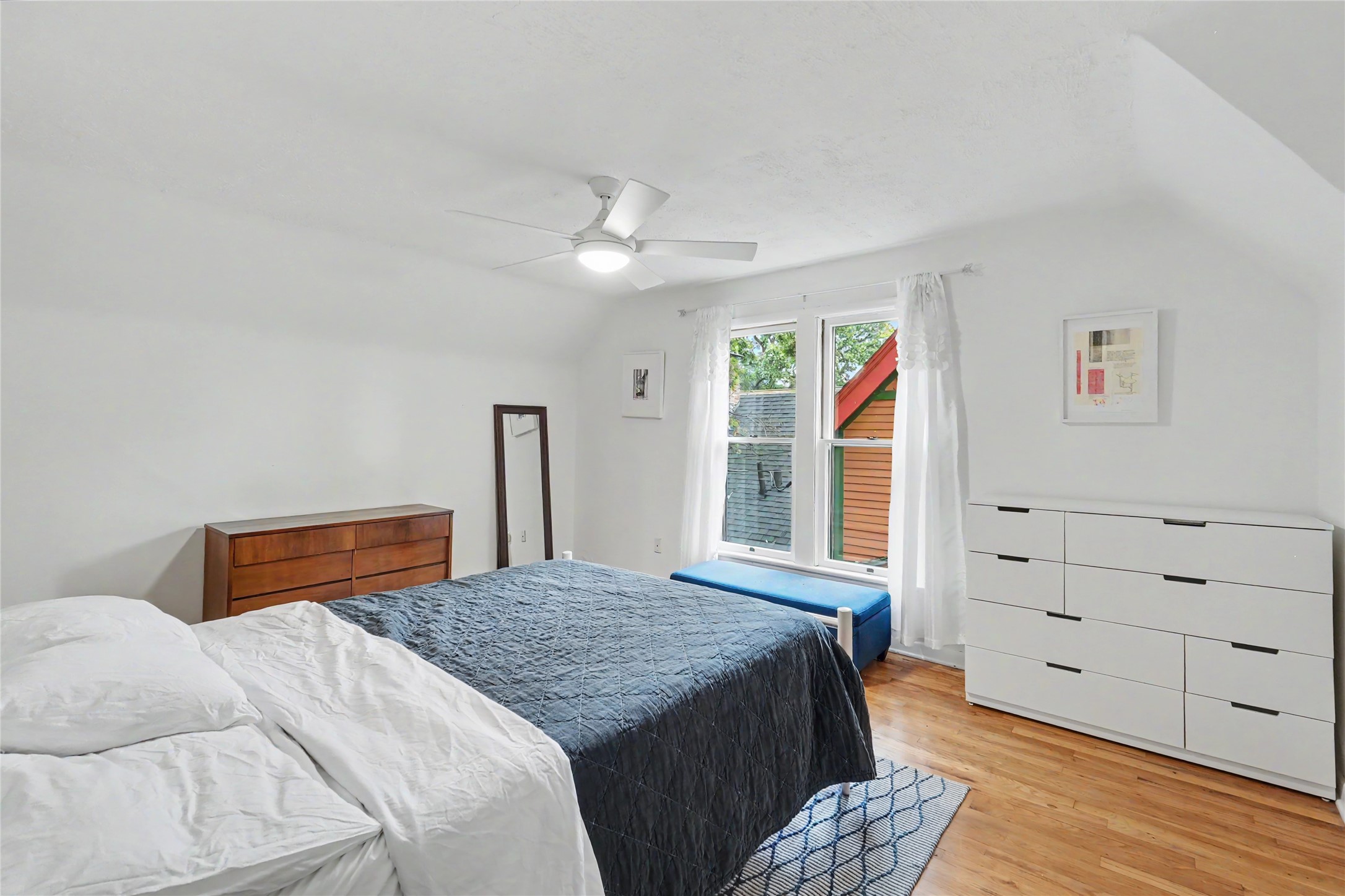 663 19th Street Property Photo 10