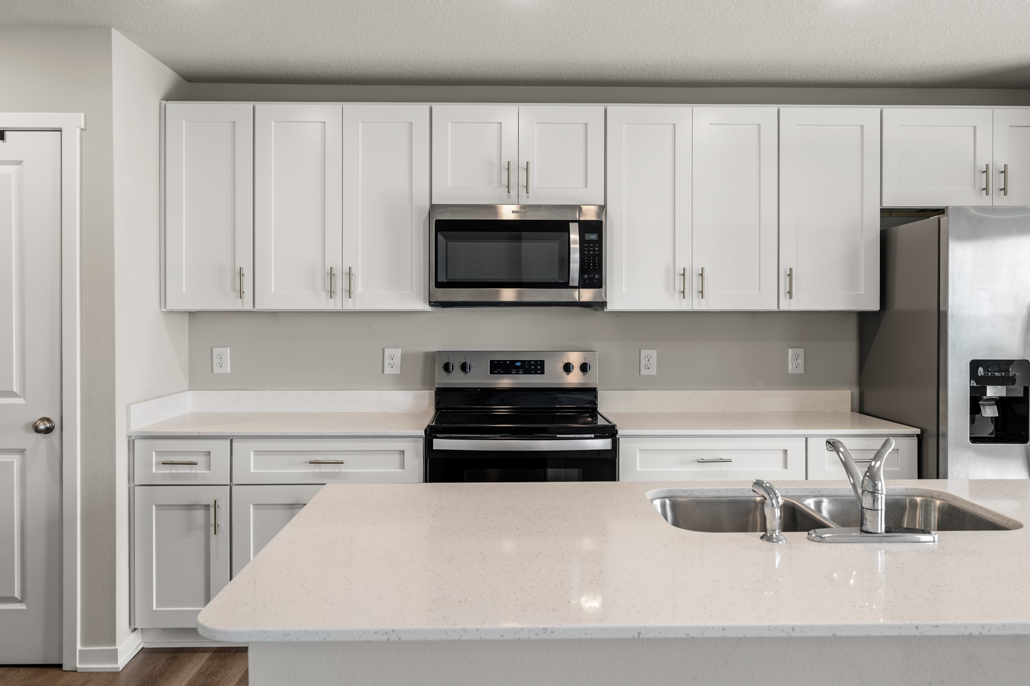5532 144th Street Property Photo 7