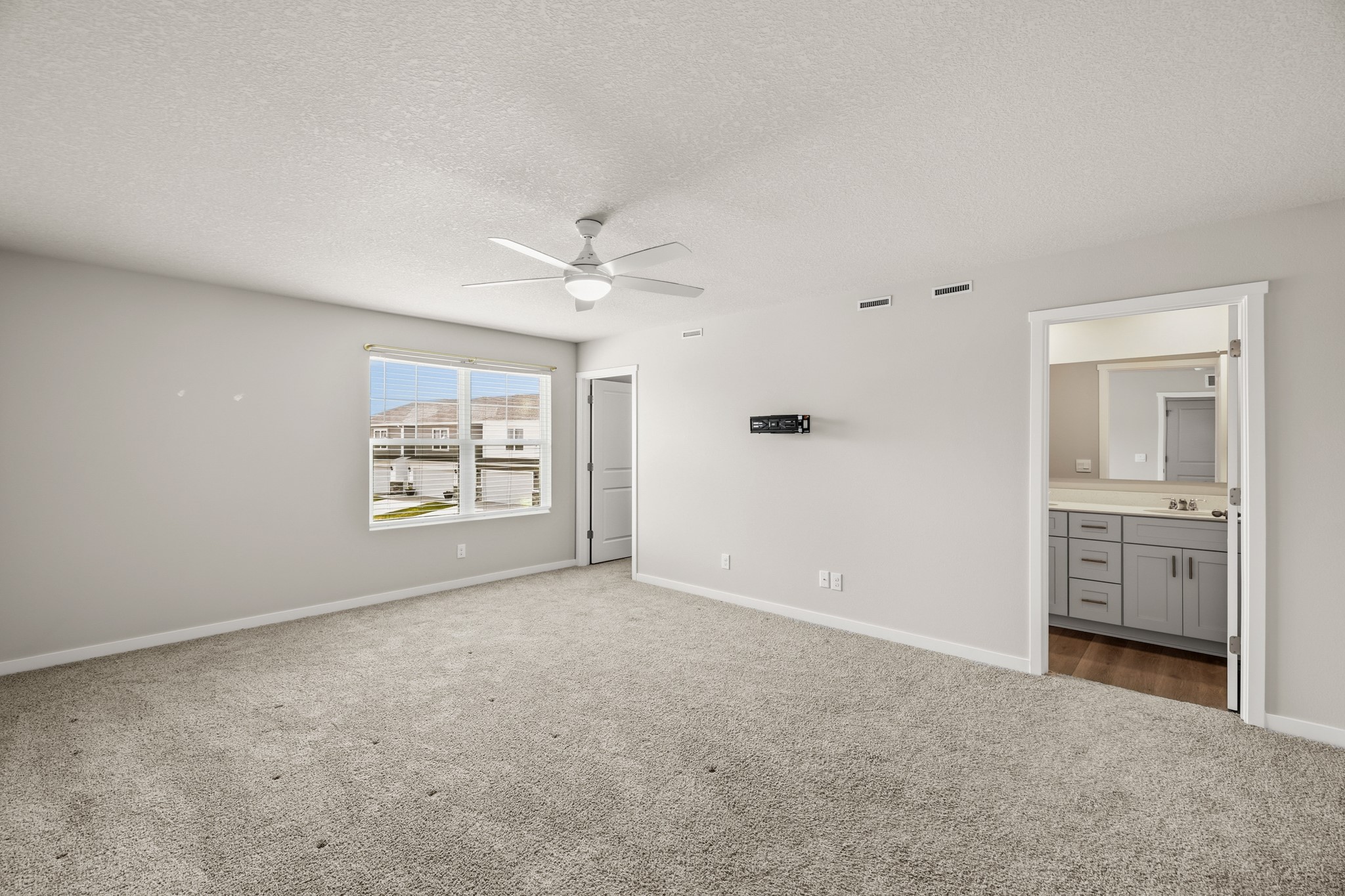 5532 144th Street Property Photo 18