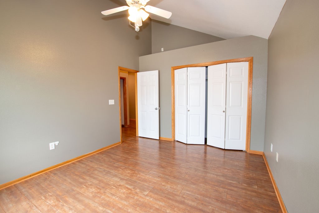 1062 10th Avenue Nw Property Photo 11