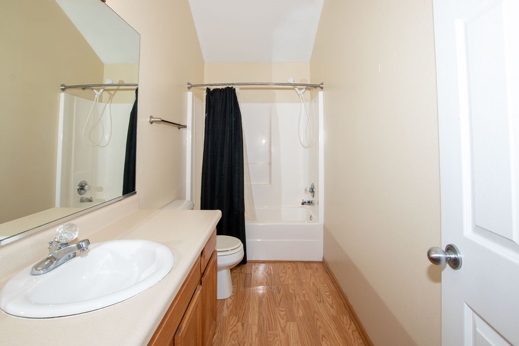 1062 10th Avenue Nw Property Photo 12