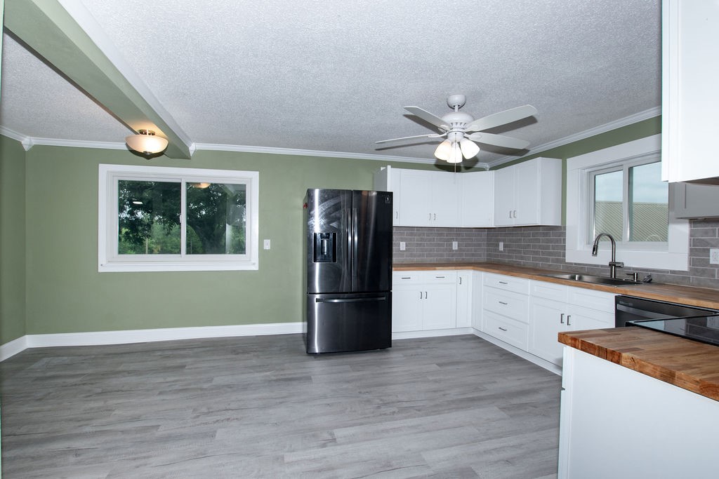 13319 13th Avenue Property Photo 3