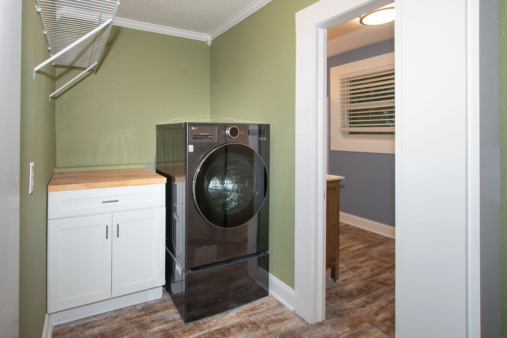 13319 13th Avenue Property Photo 6