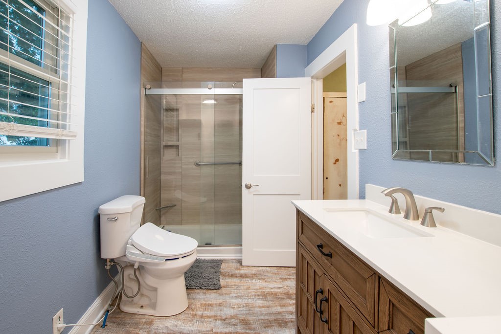 13319 13th Avenue Property Photo 7