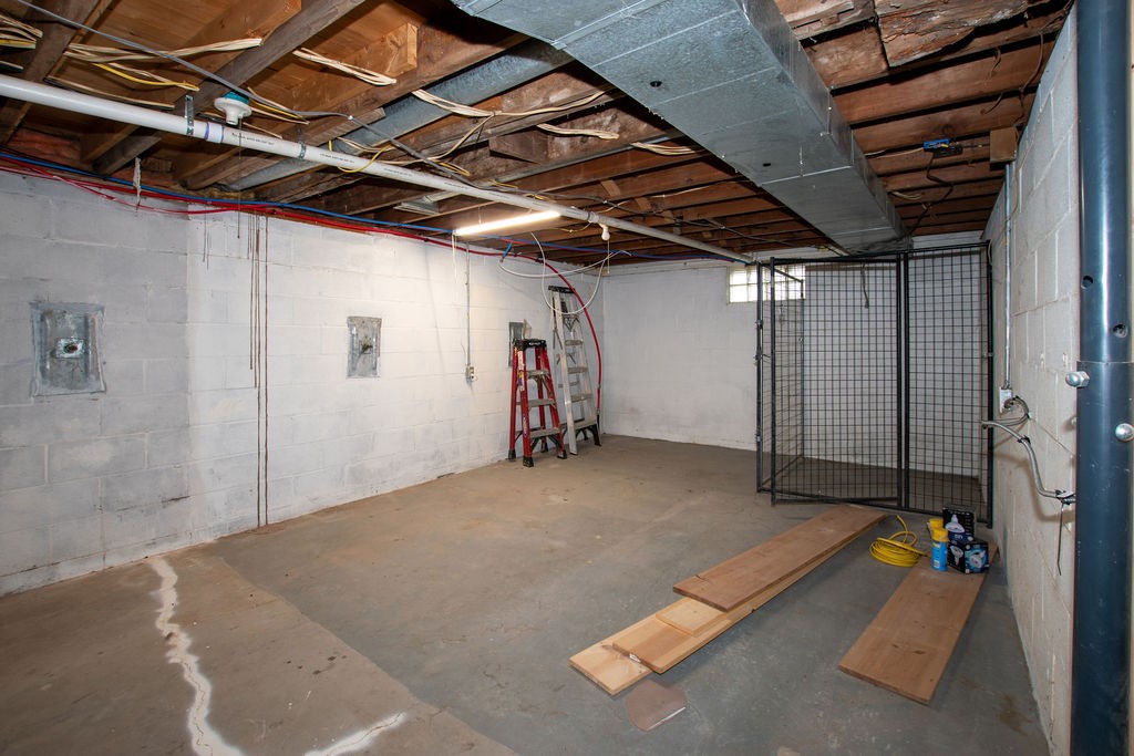 13319 13th Avenue Property Photo 15