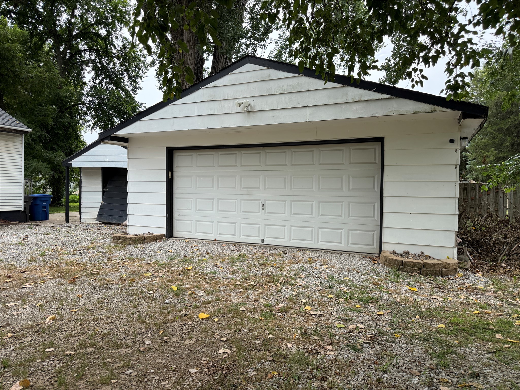 1201 E Kirkwood Avenue Property Photo 12