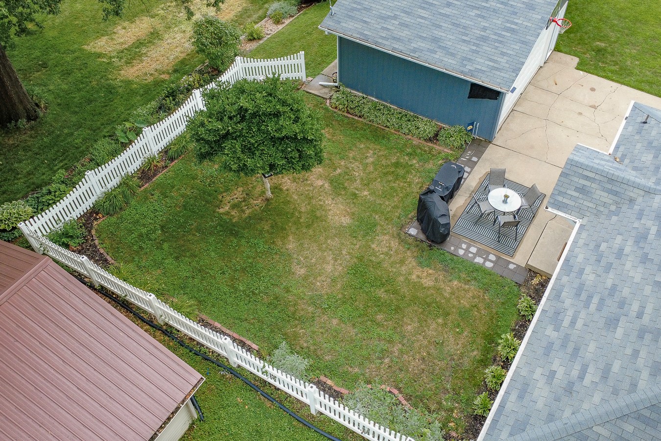 1012 W 2nd Street Property Photo 28