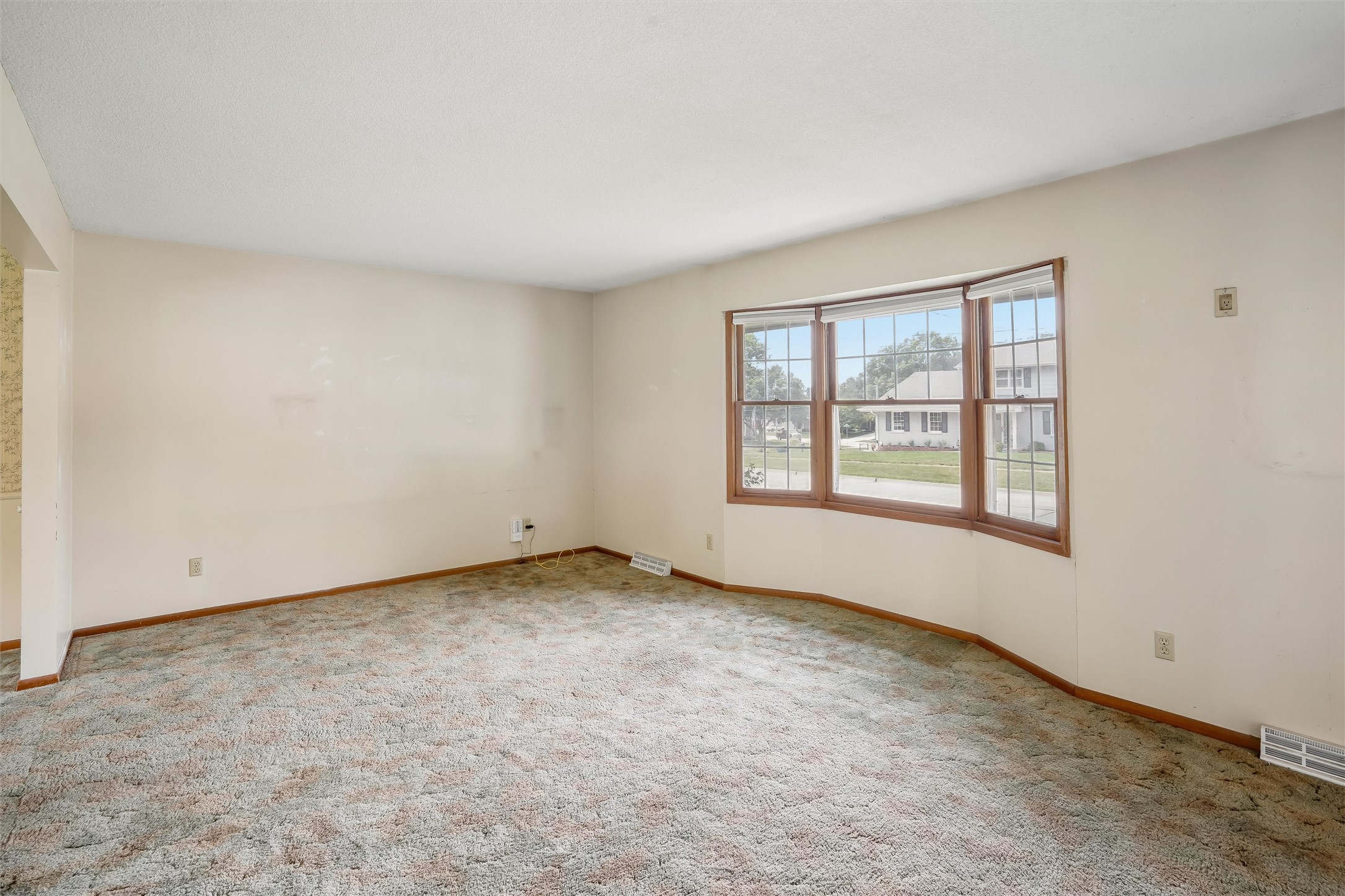 4105 73rd Place Property Photo 6