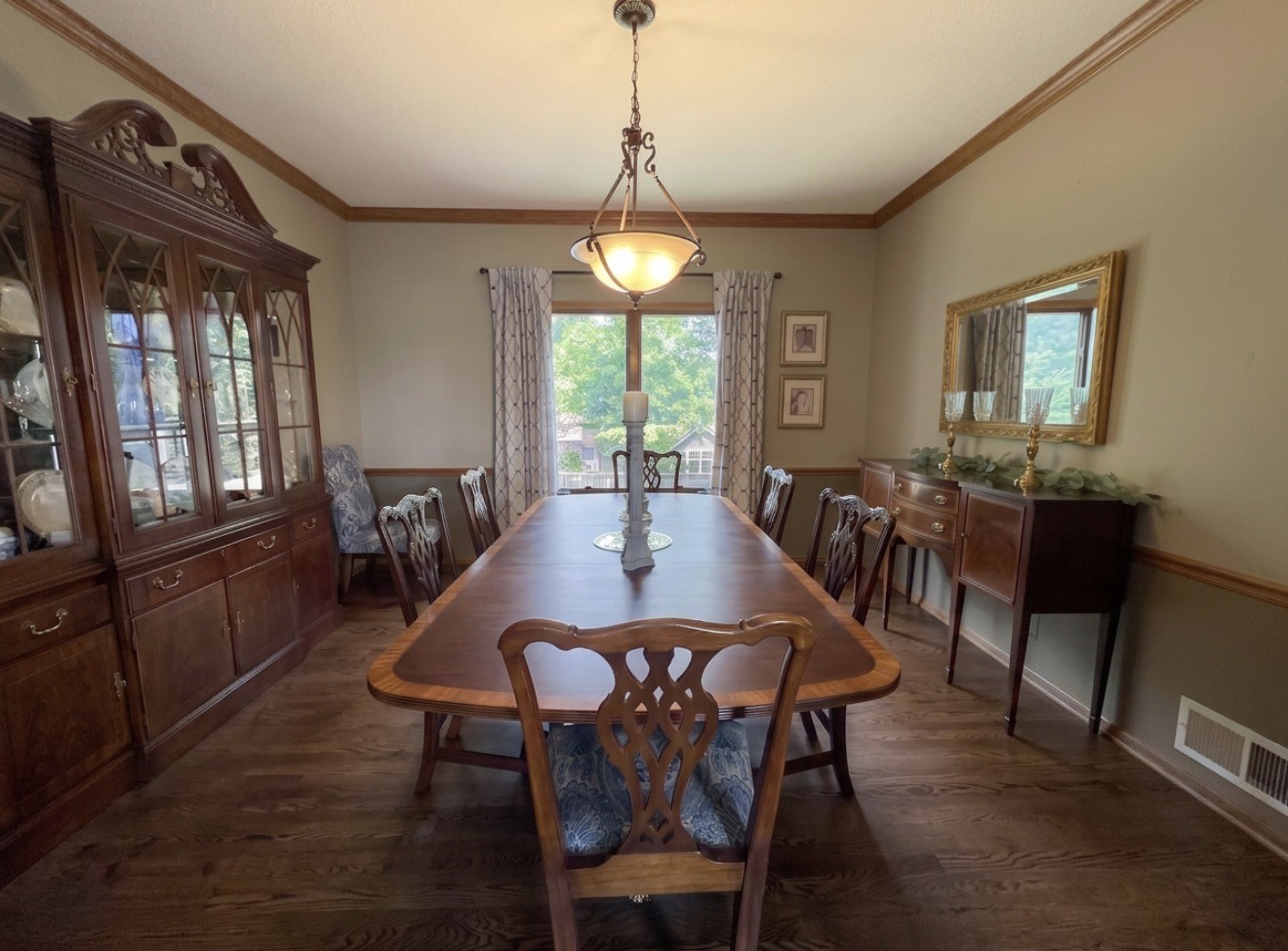 12925 Lincoln Avenue Property Photo 15