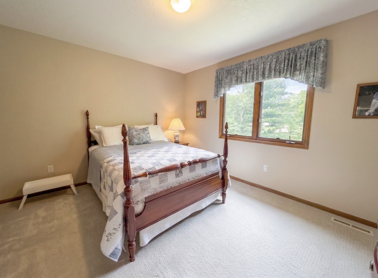 12925 Lincoln Avenue Property Photo 25