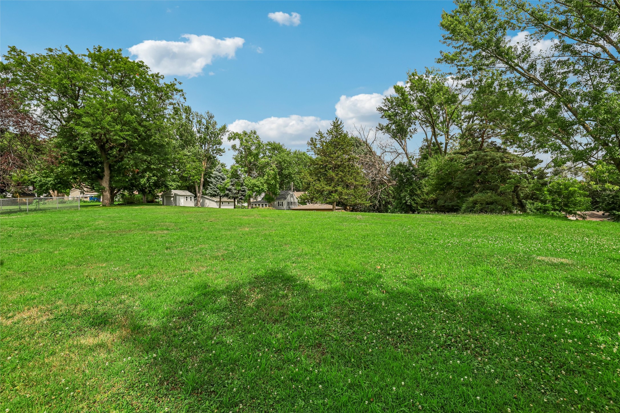 3110 70th Street Property Photo 4