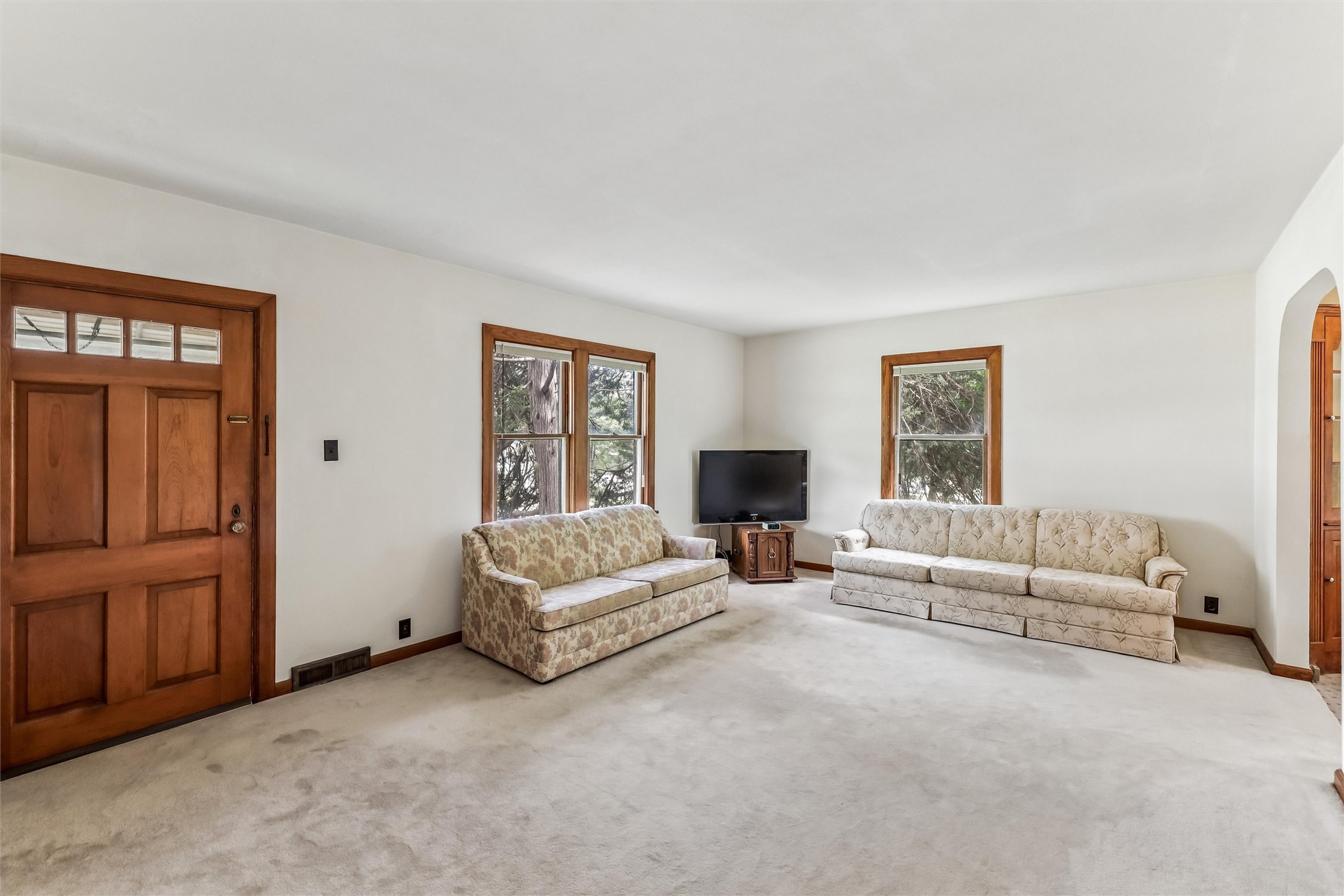3110 70th Street Property Photo 7