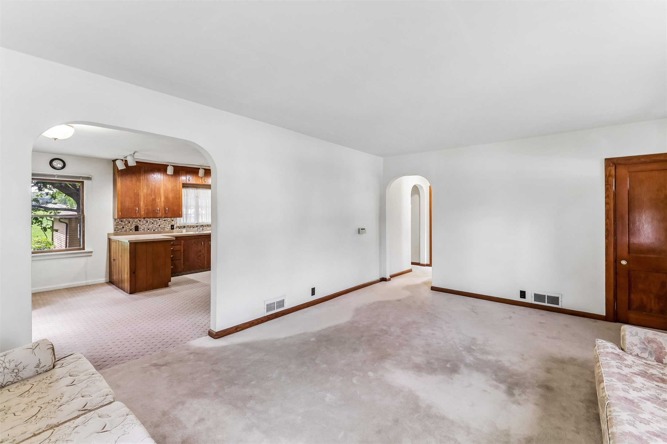 3110 70th Street Property Photo 8