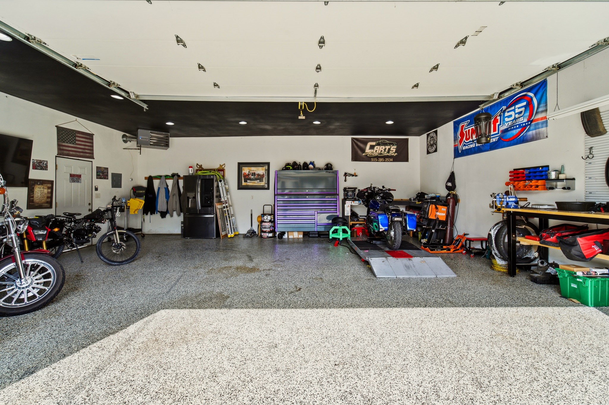 8026 Warren Drive Property Photo 6