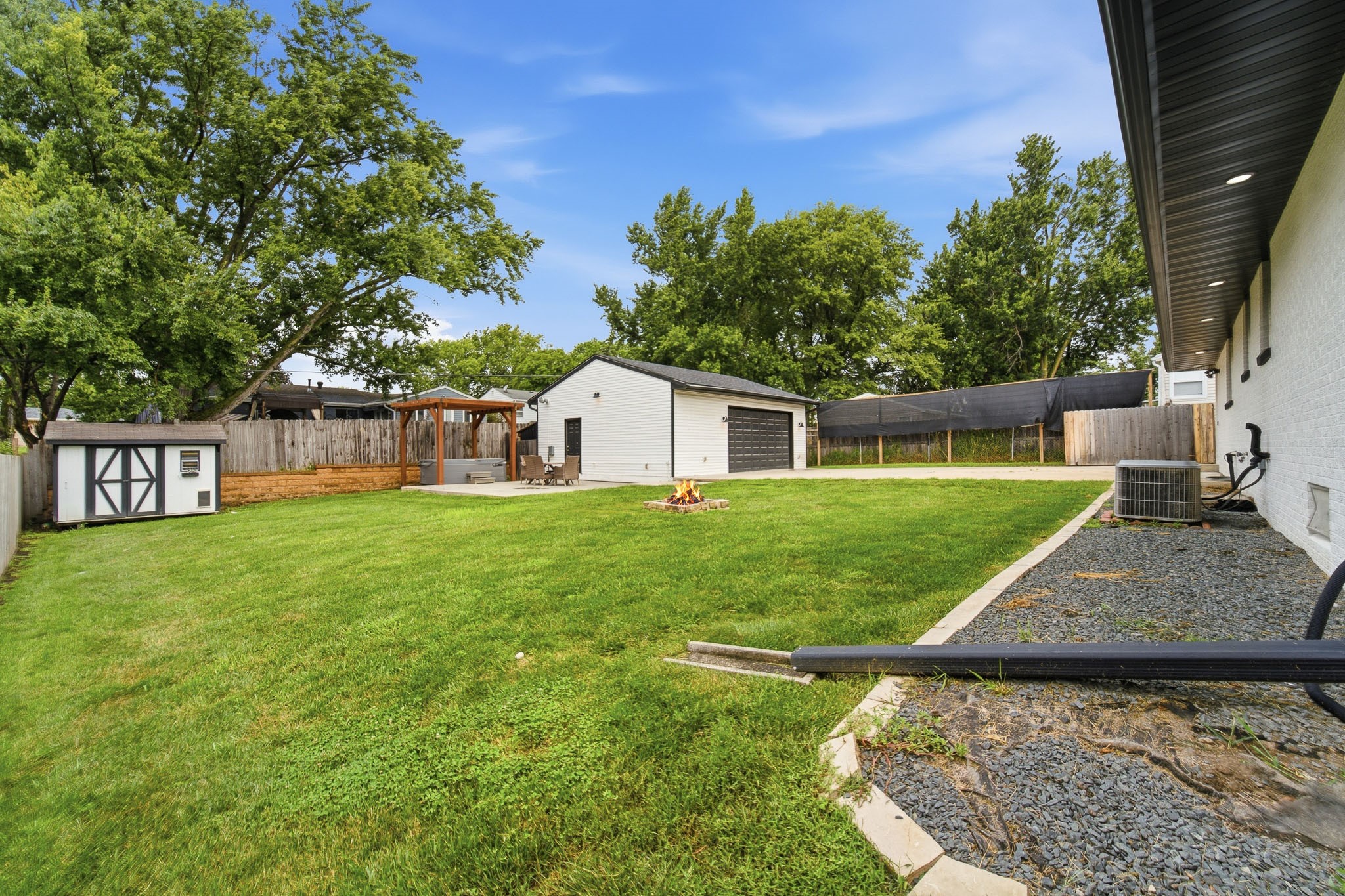 8026 Warren Drive Property Photo 7