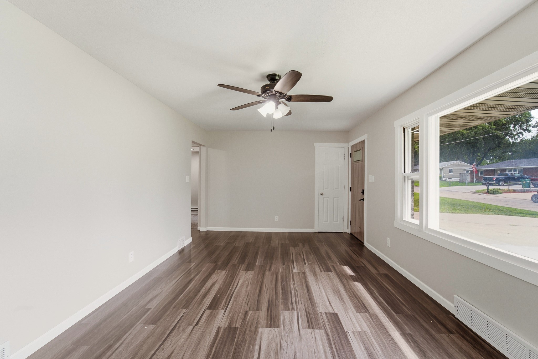 8026 Warren Drive Property Photo 12