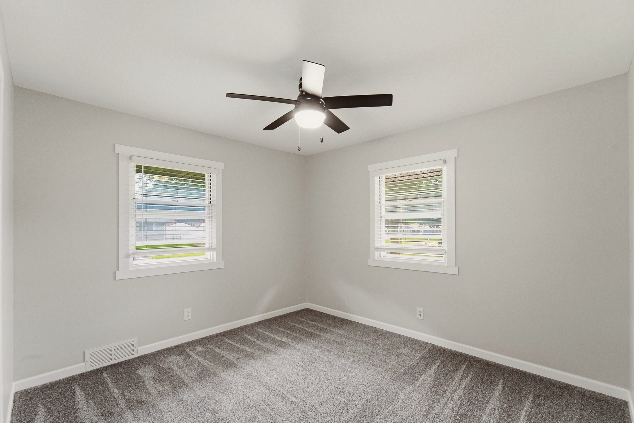 8026 Warren Drive Property Photo 23