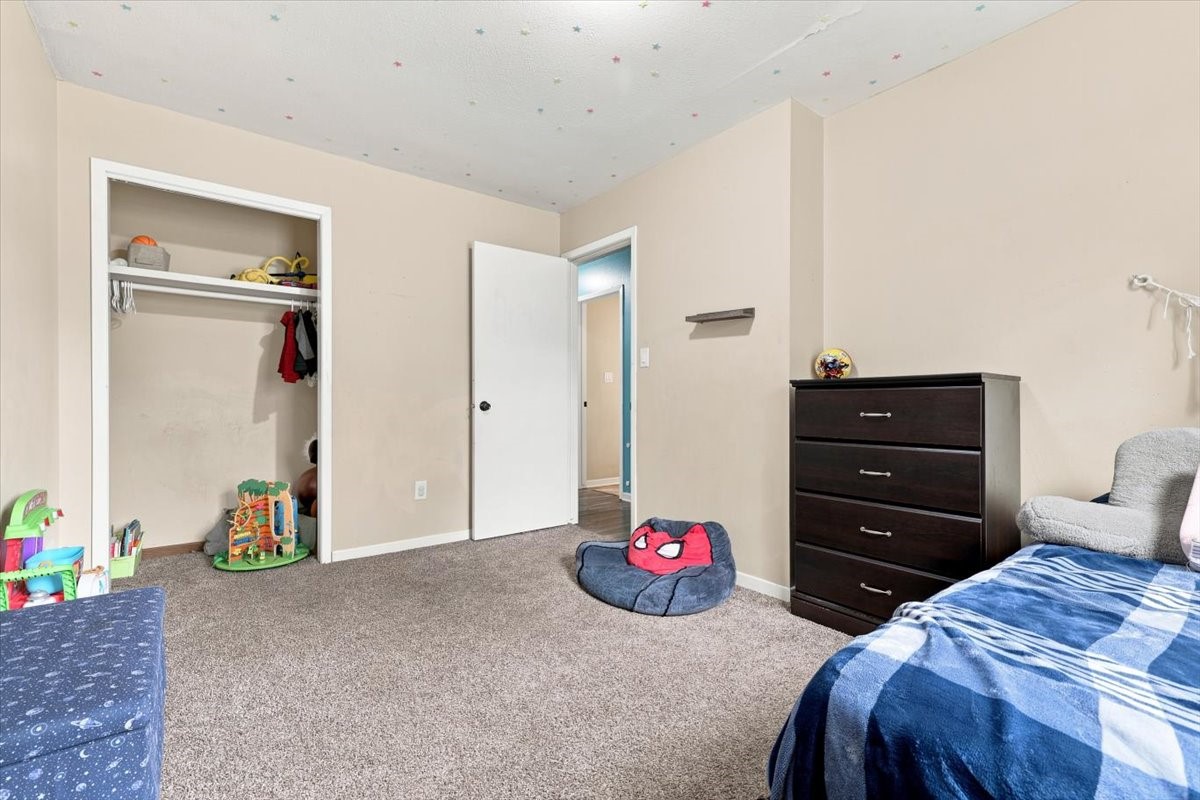 12 Washington Place Property Photo 11