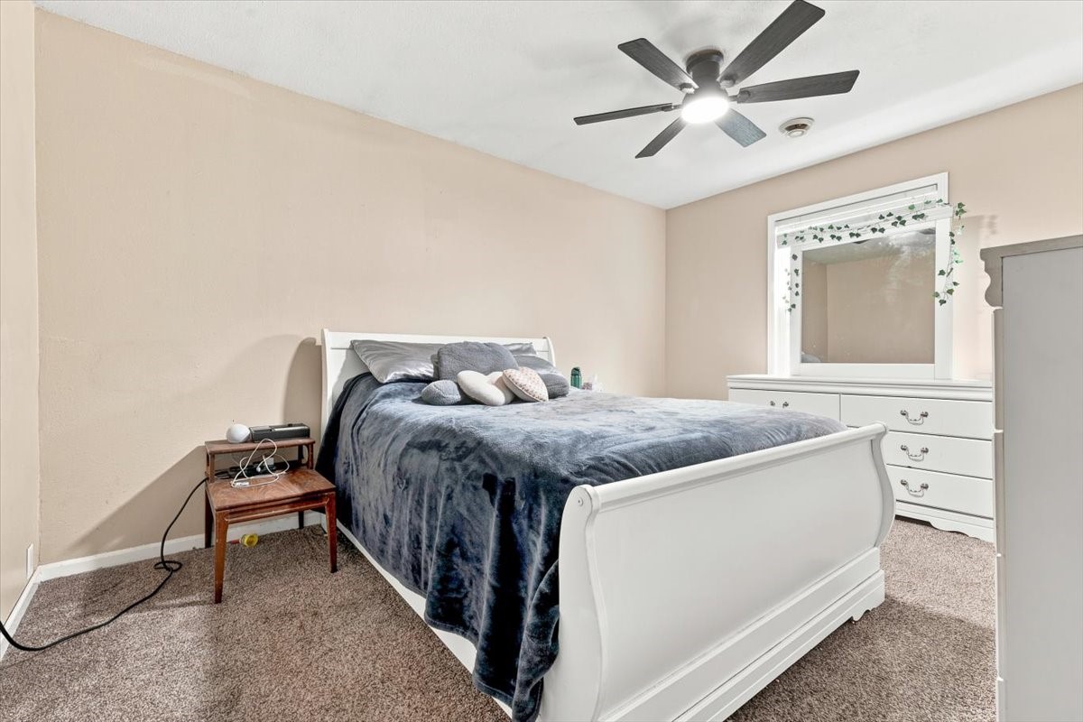 12 Washington Place Property Photo 12