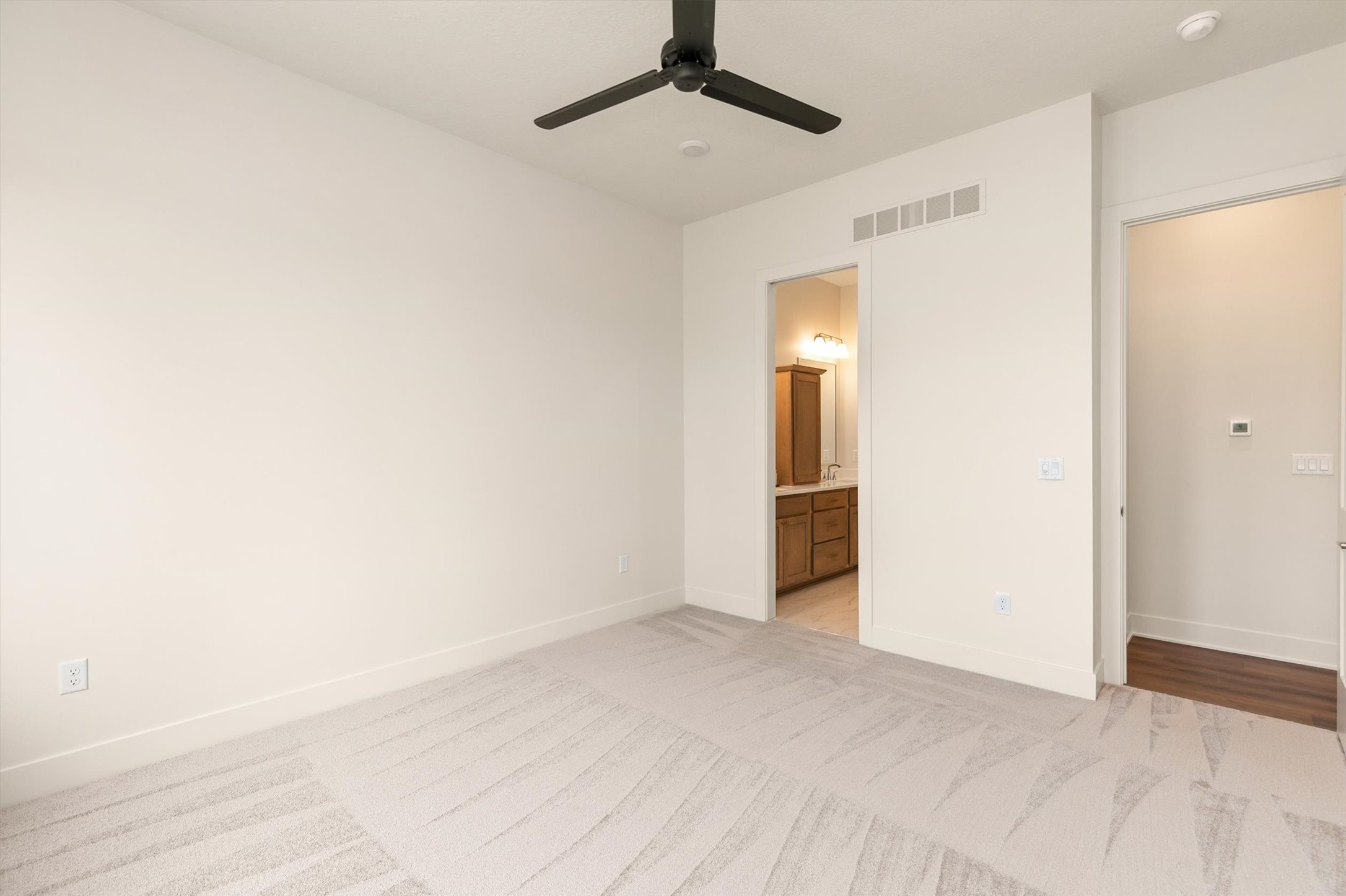 2646 Se Steele Drive Property Photo 18