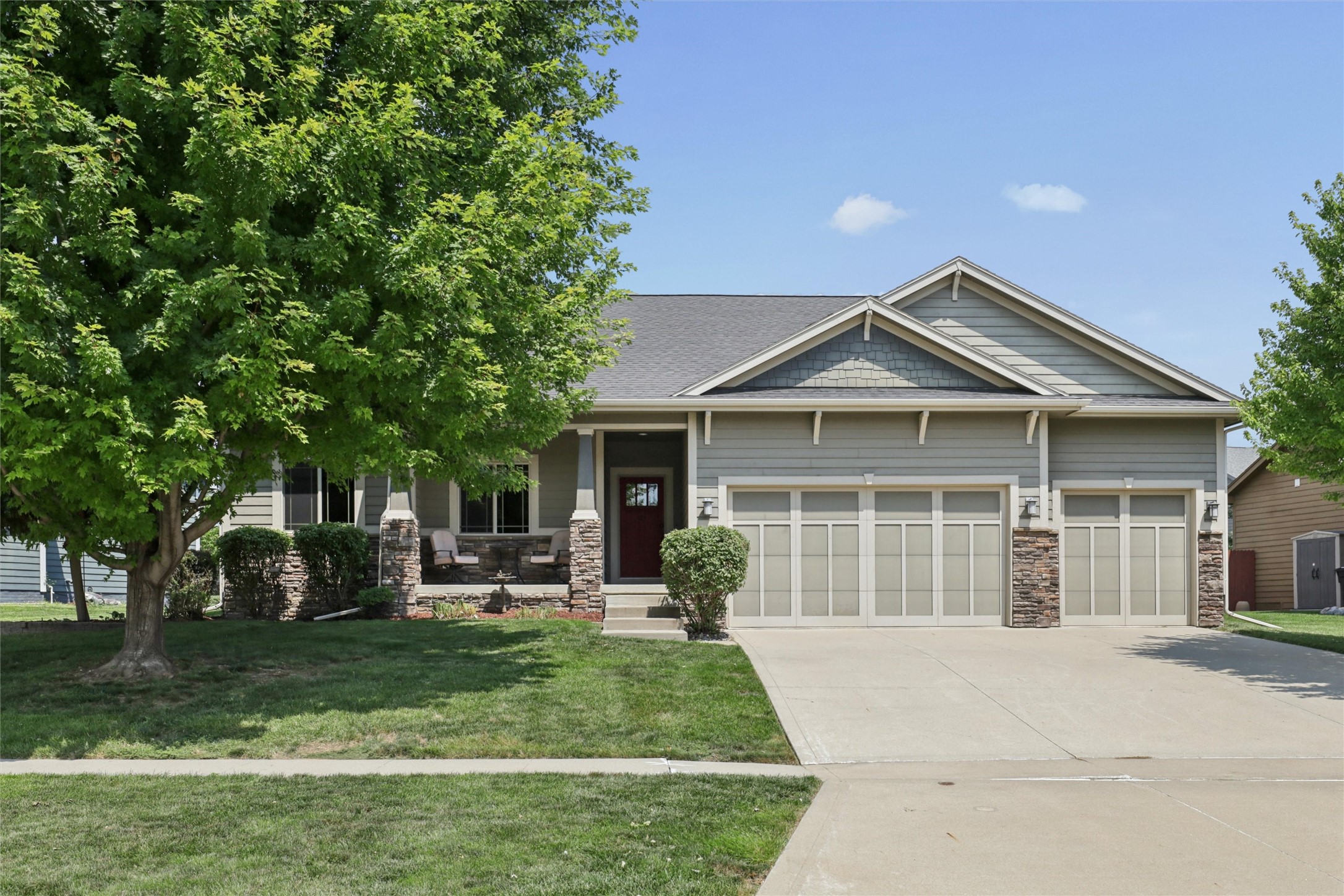 7141 Cody Drive Property Photo 1