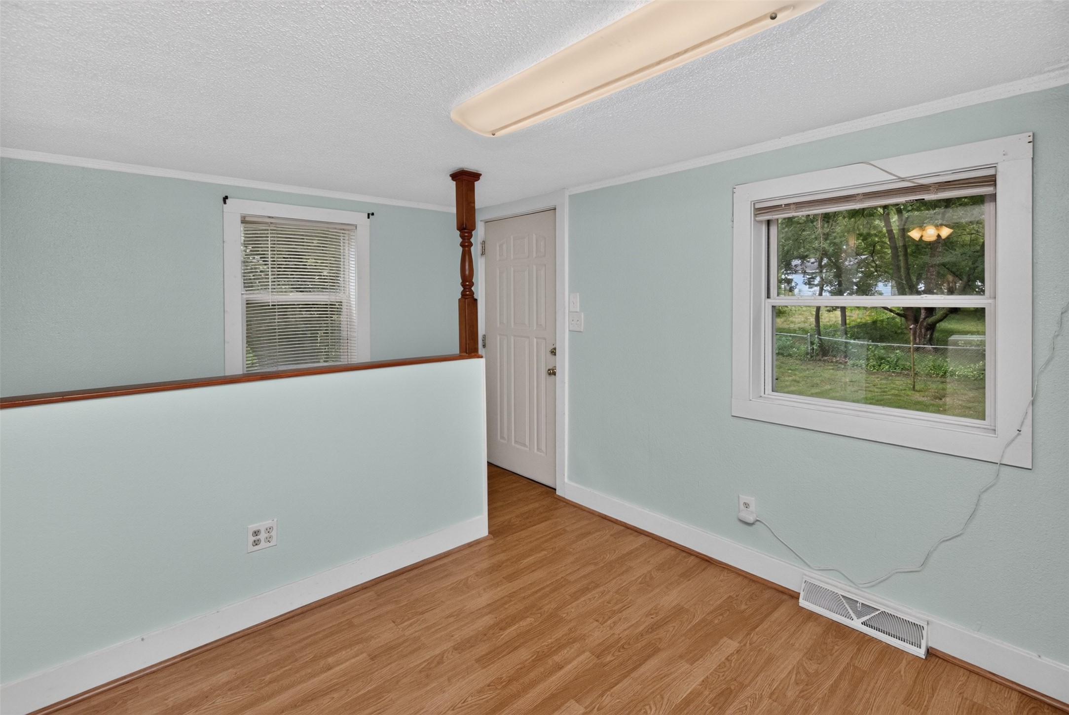 618 Loomis Avenue Property Photo 14