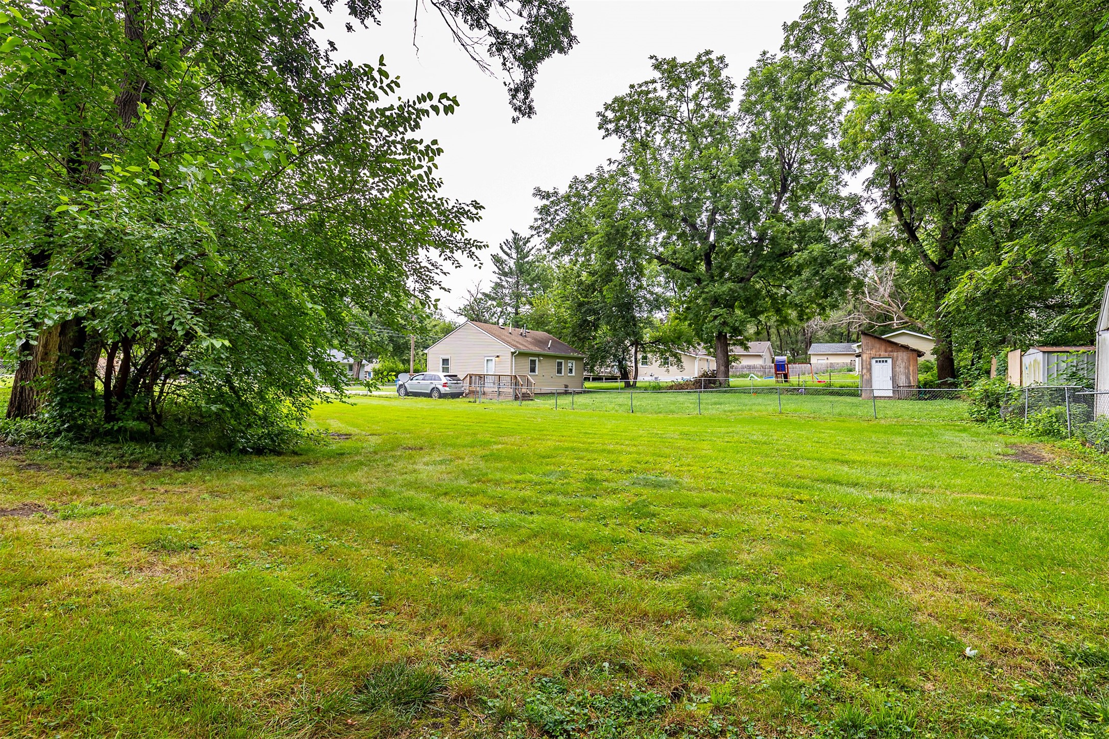 618 Loomis Avenue Property Photo 25