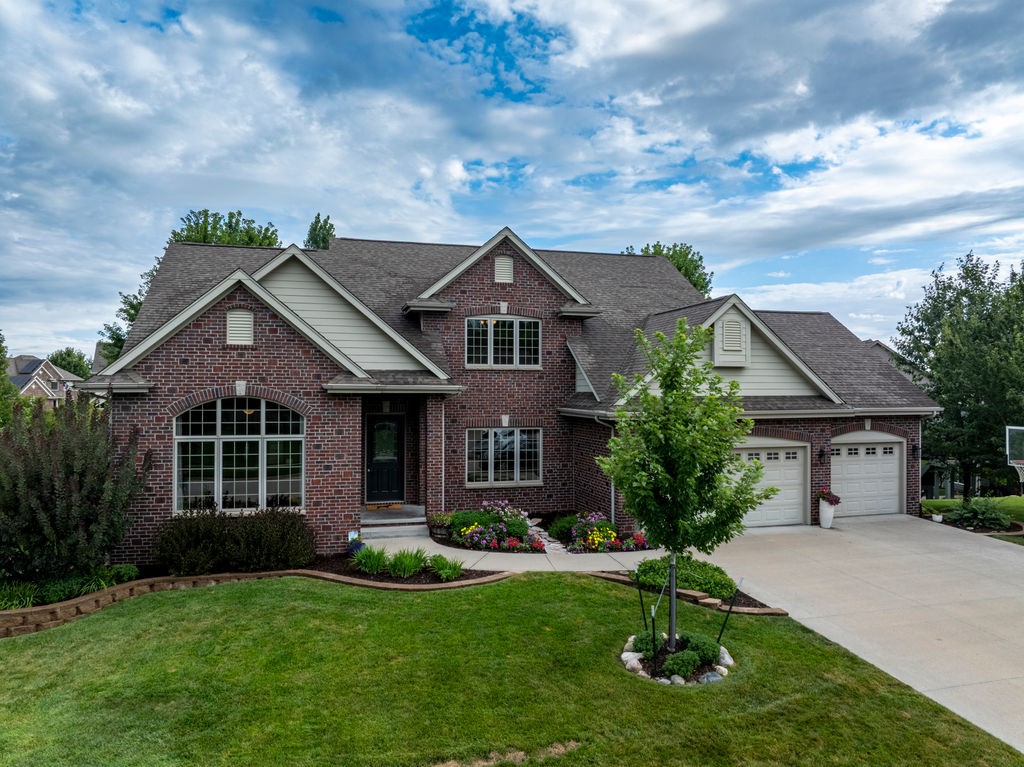 15301 Maple Drive Property Photo 1