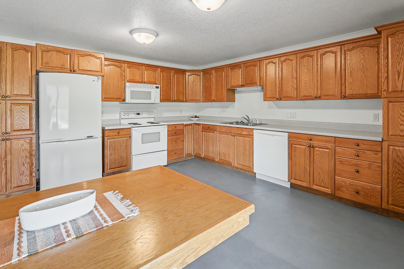 1836 Eaton Avenue Property Photo 21
