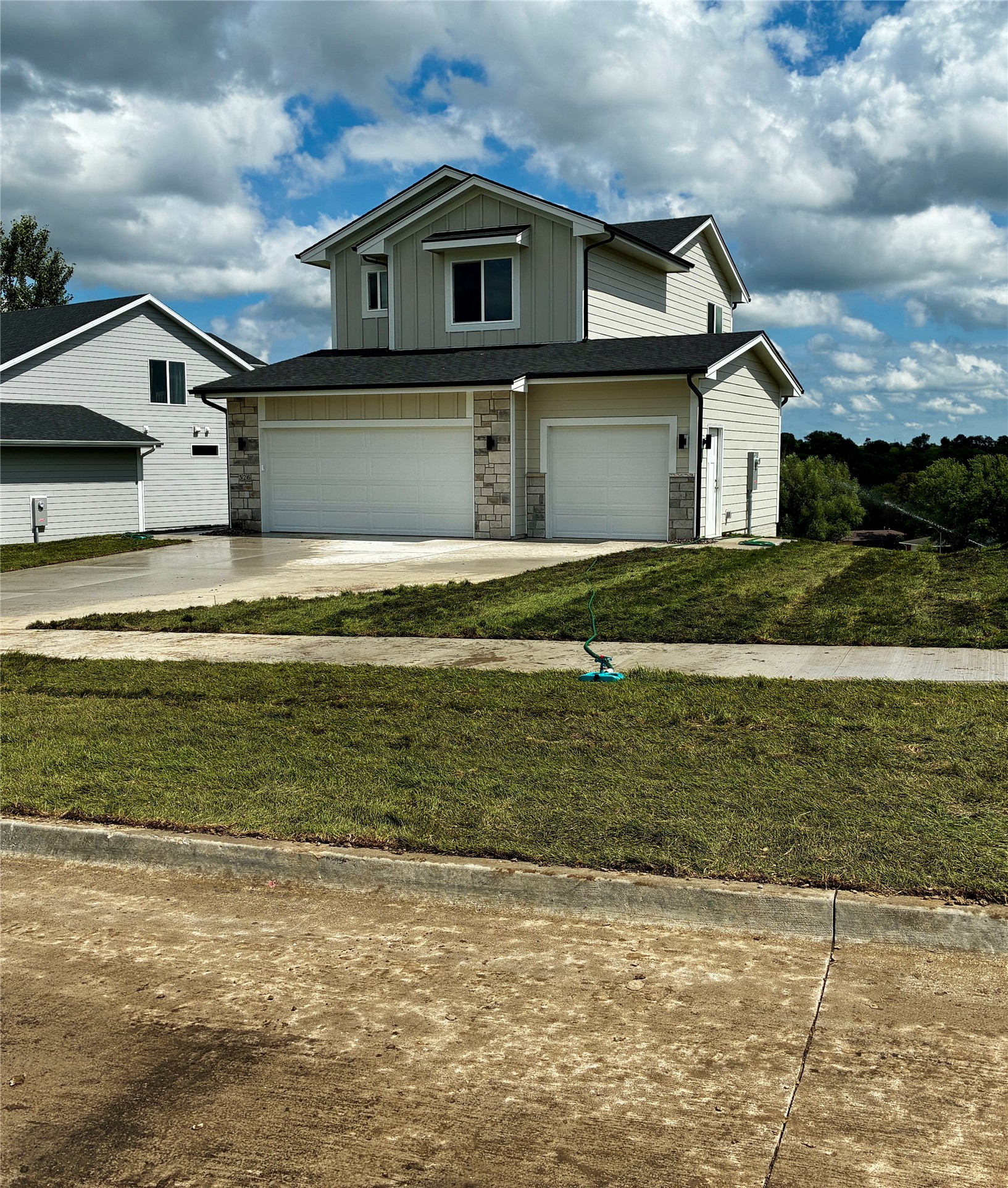 326 Van Buren Drive Property Photo 1