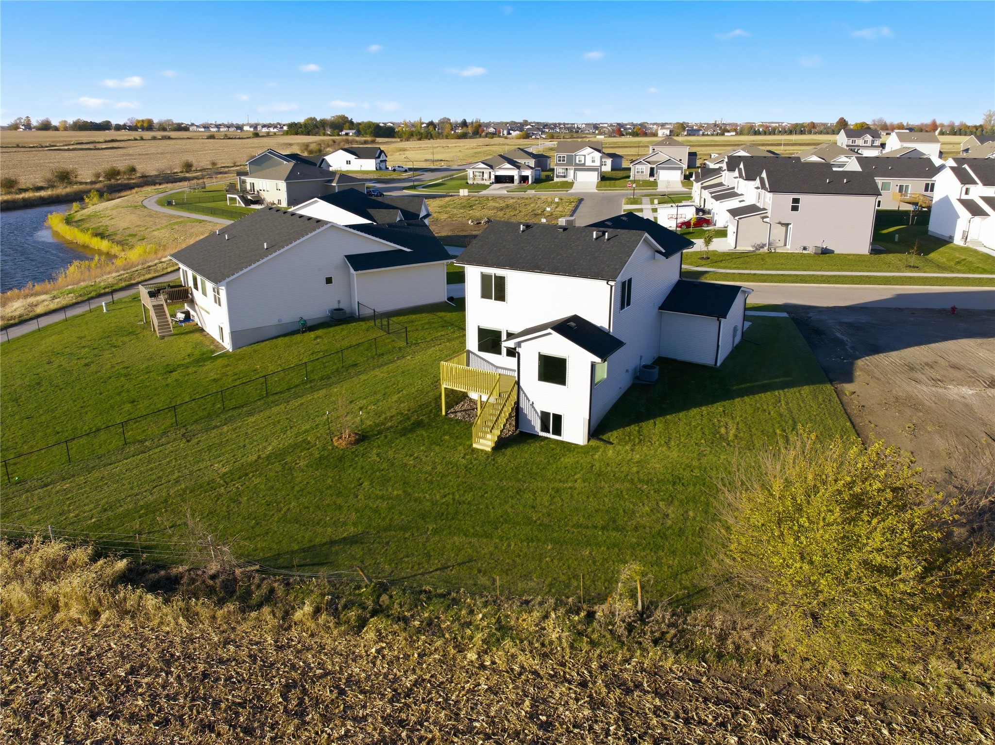 326 Van Buren Drive Property Photo 4