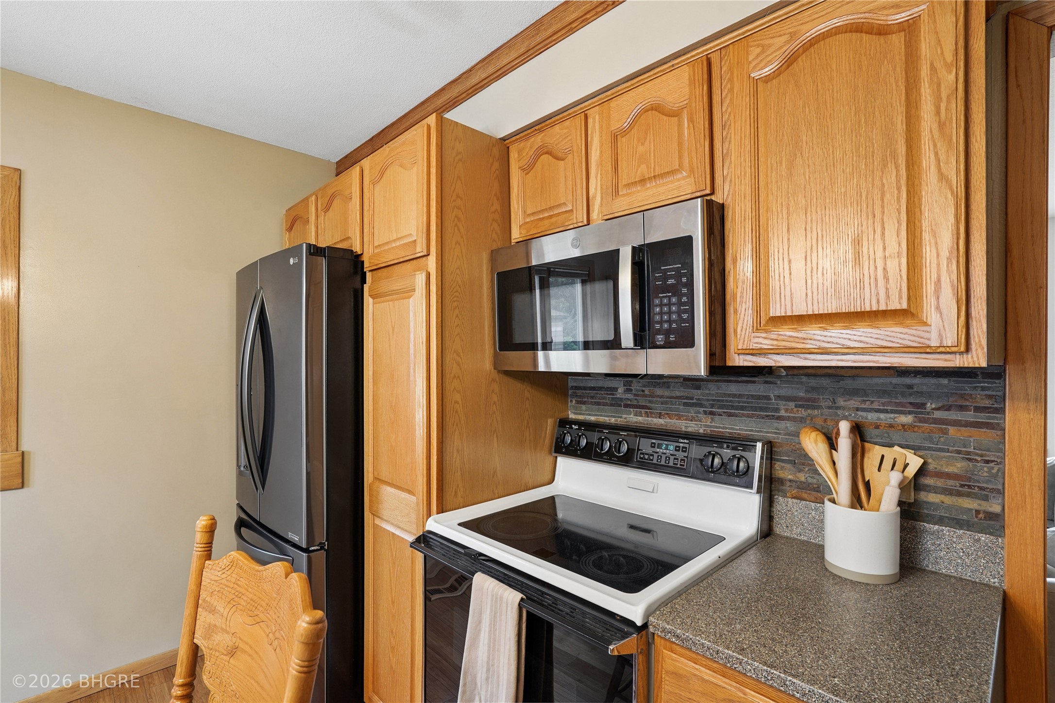 4636 Hyperion Drive Property Photo 10