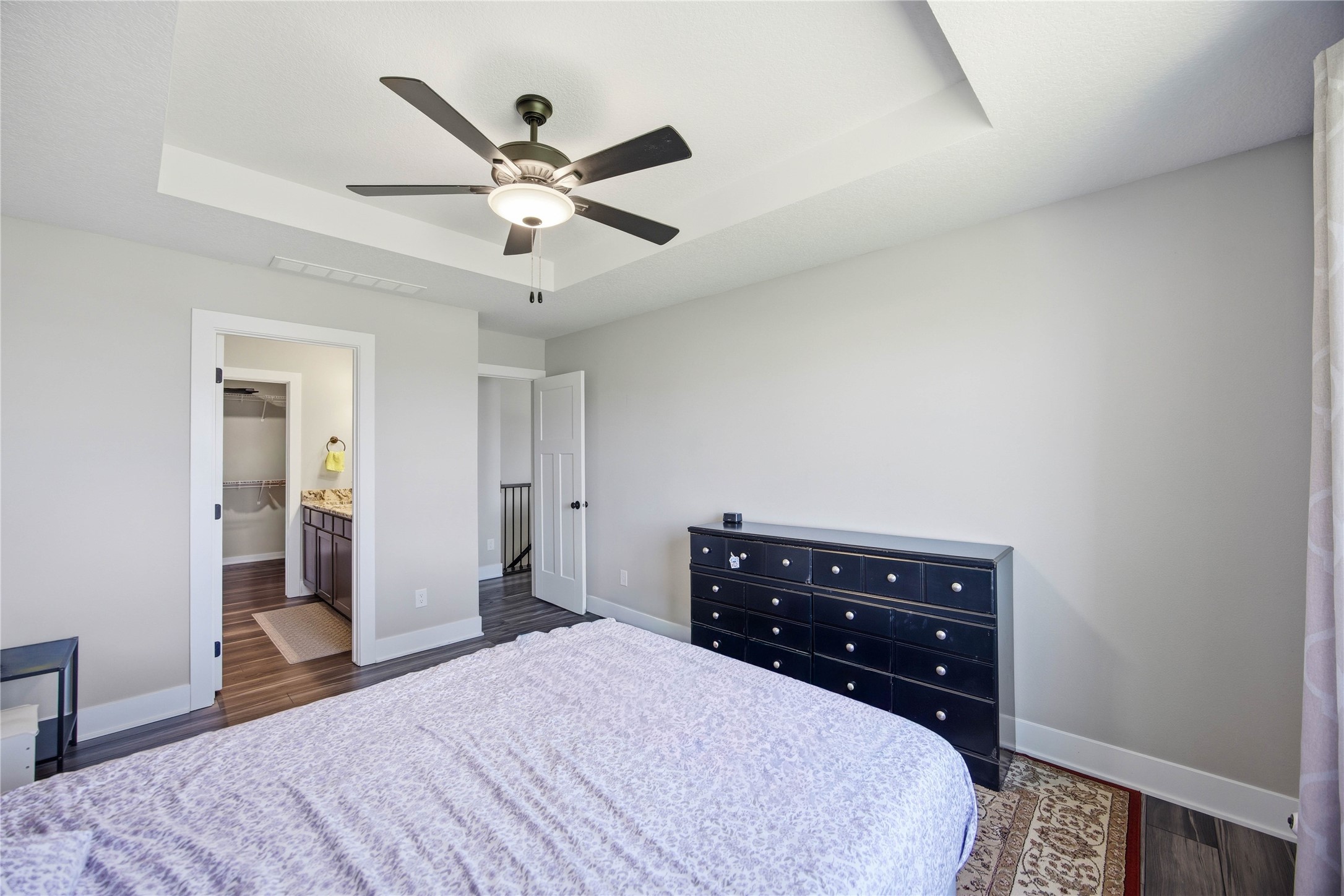706 Ne Country Meadow Drive Property Photo 11