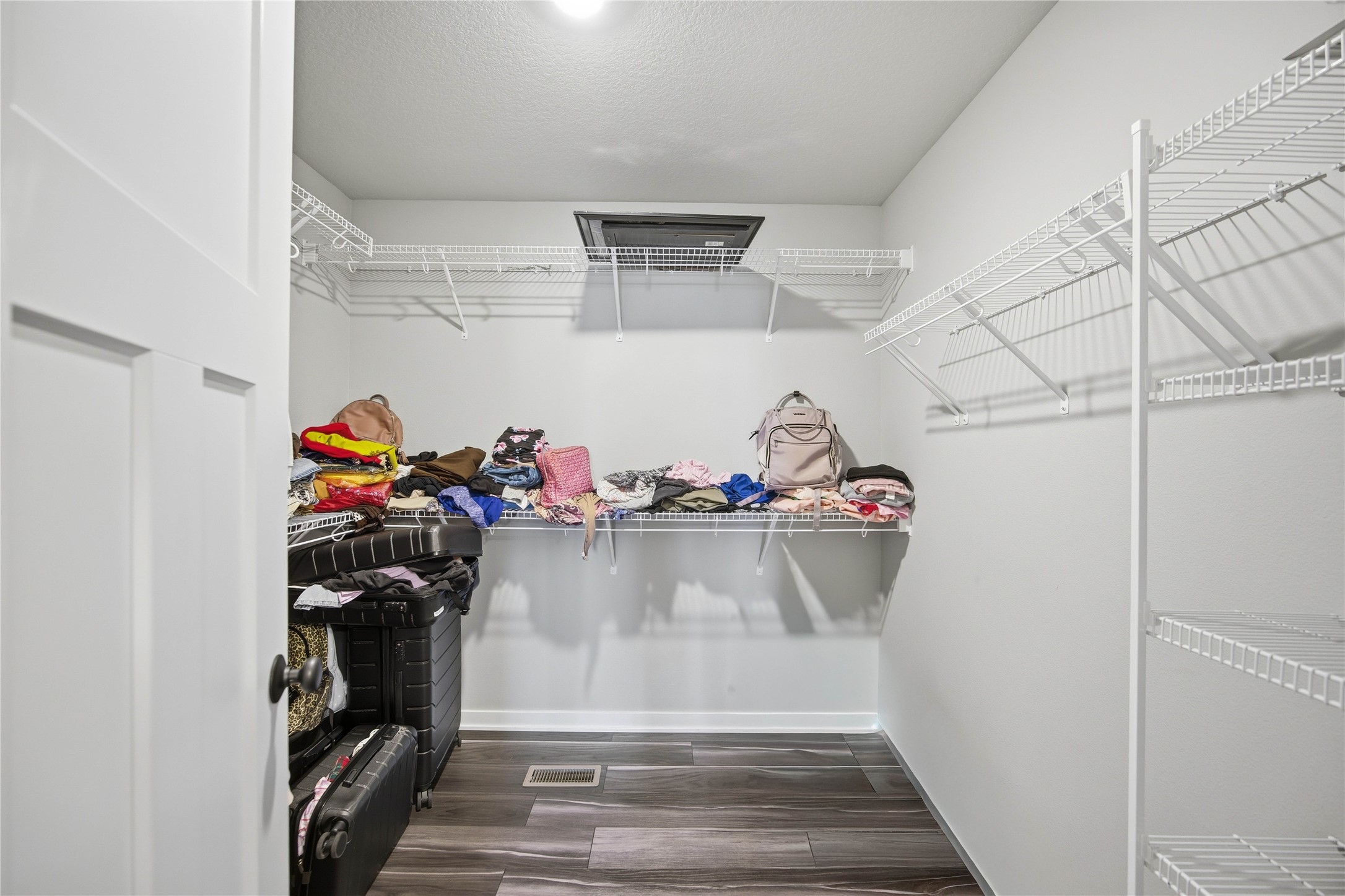 706 Ne Country Meadow Drive Property Photo 14