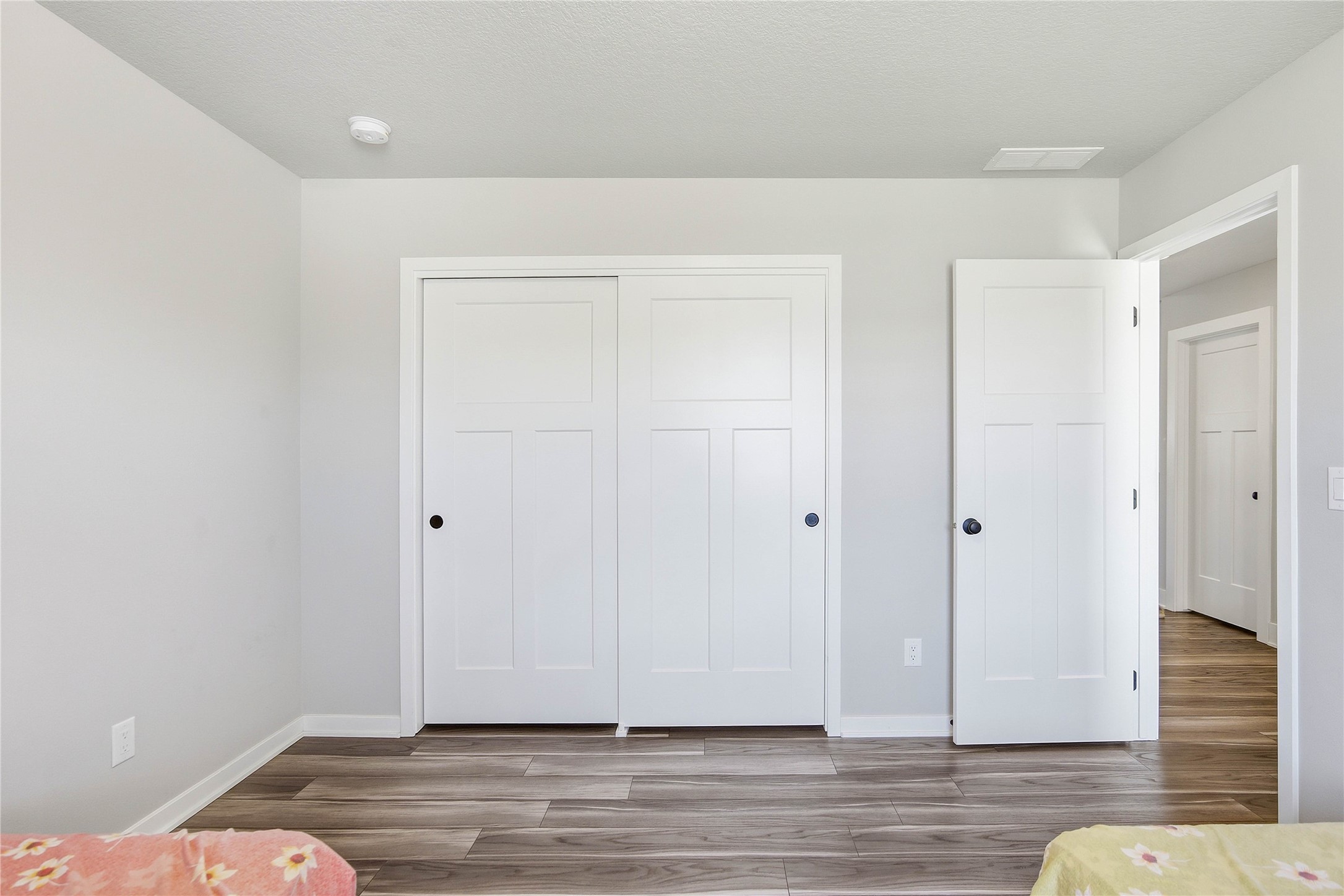 706 Ne Country Meadow Drive Property Photo 16