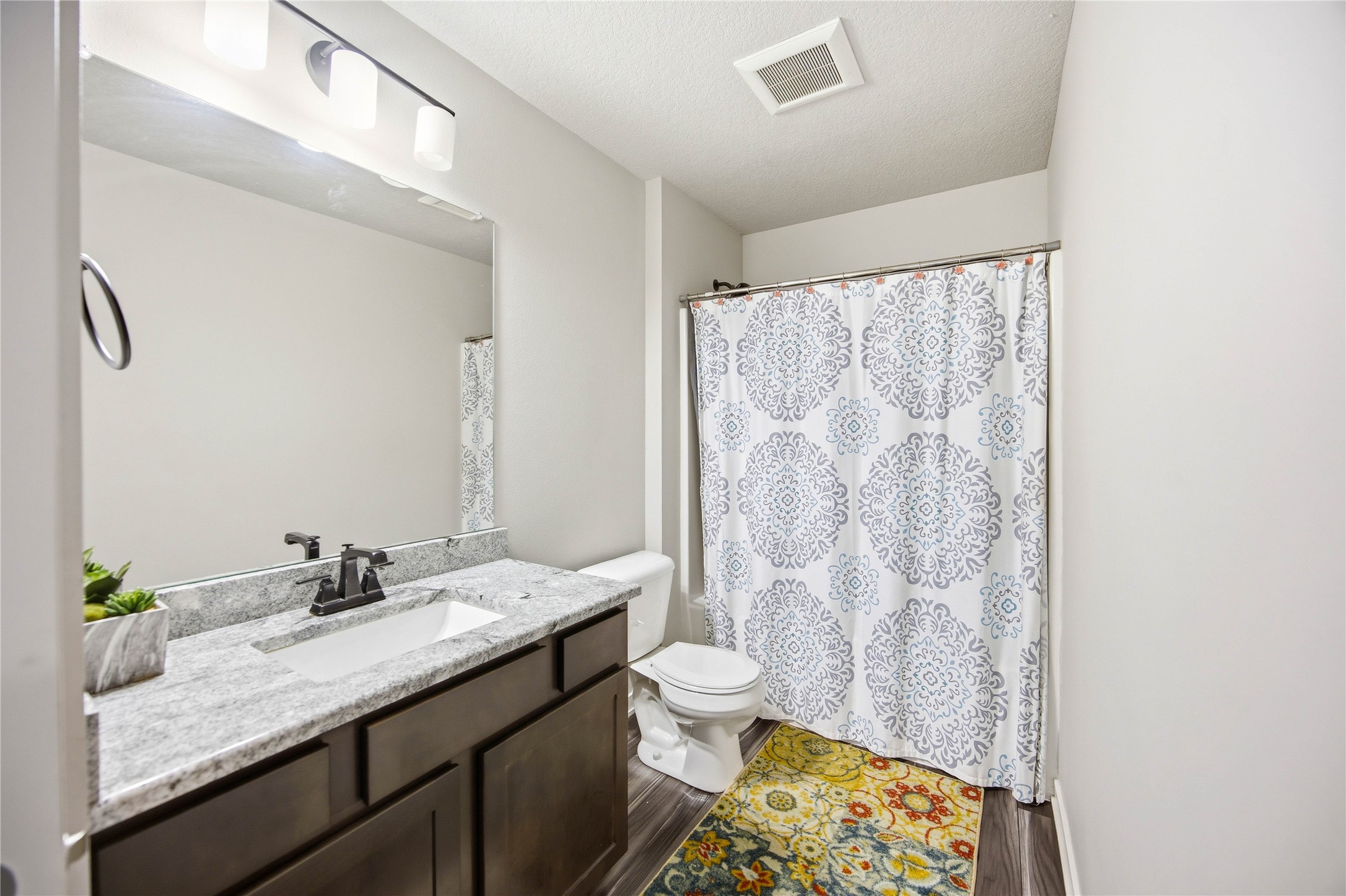 706 Ne Country Meadow Drive Property Photo 17