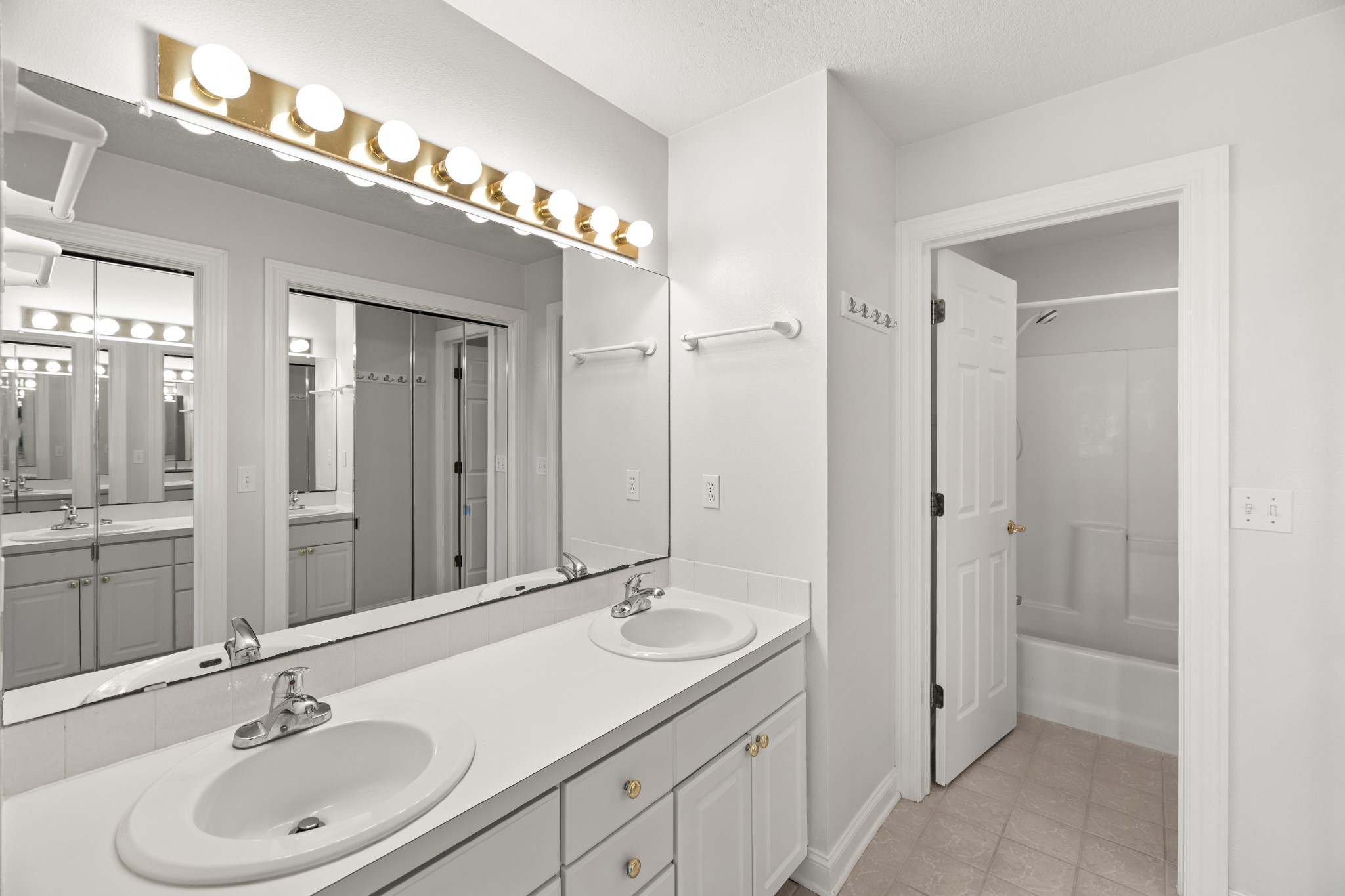 5925 Ep True Parkway 8 Property Photo 14
