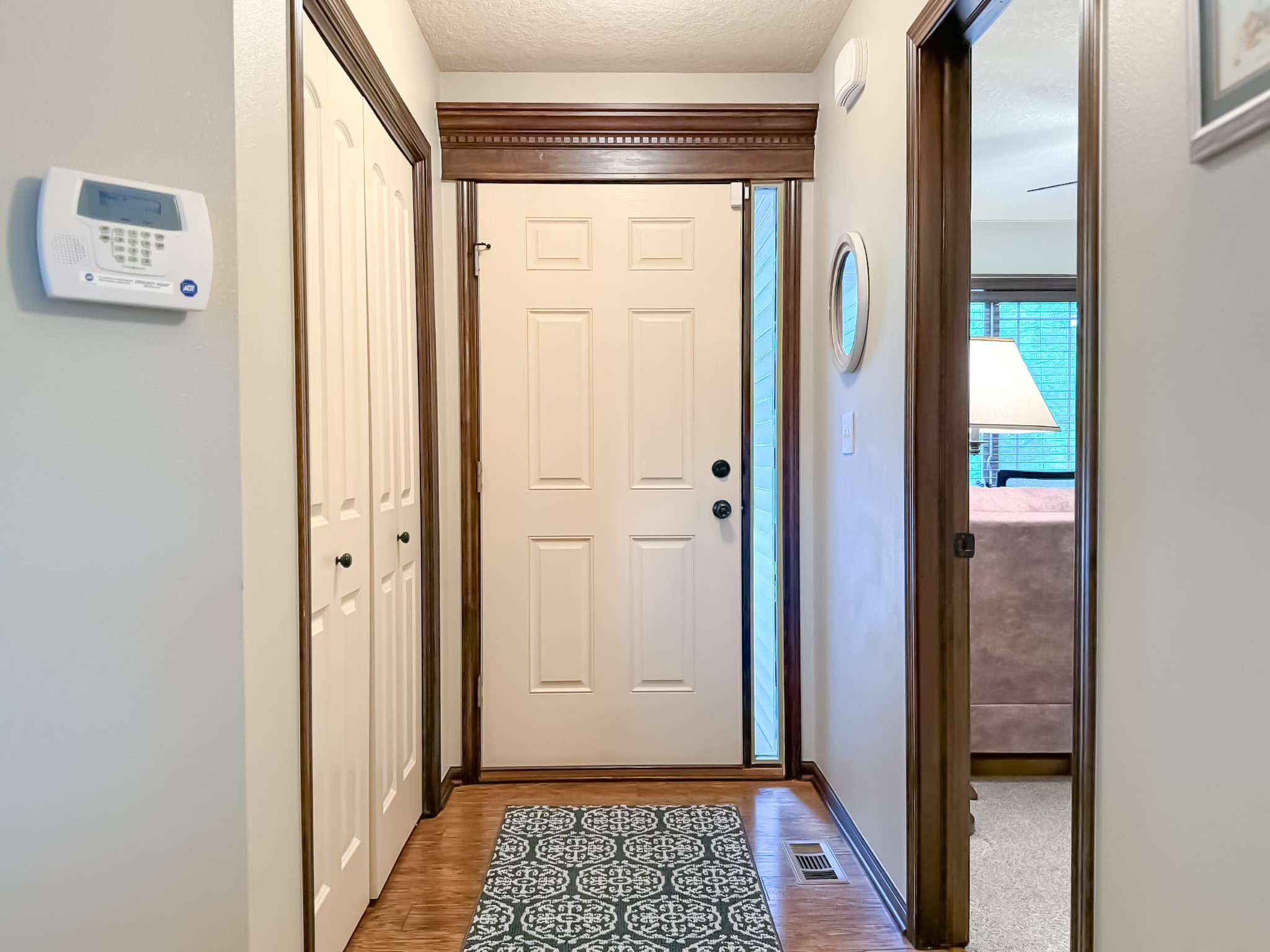 1107 Ne Ford Lane Property Photo 4