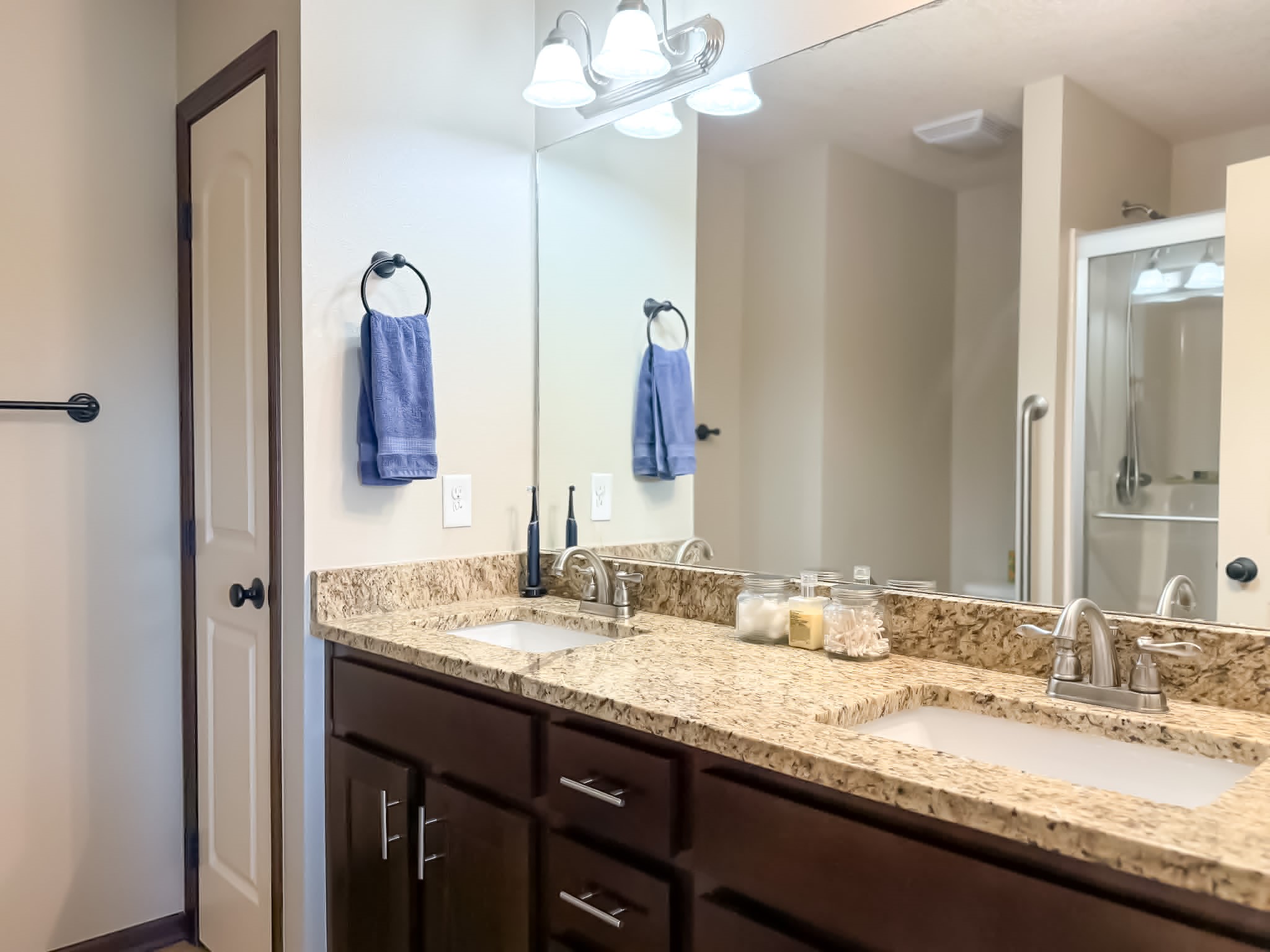 1107 Ne Ford Lane Property Photo 14