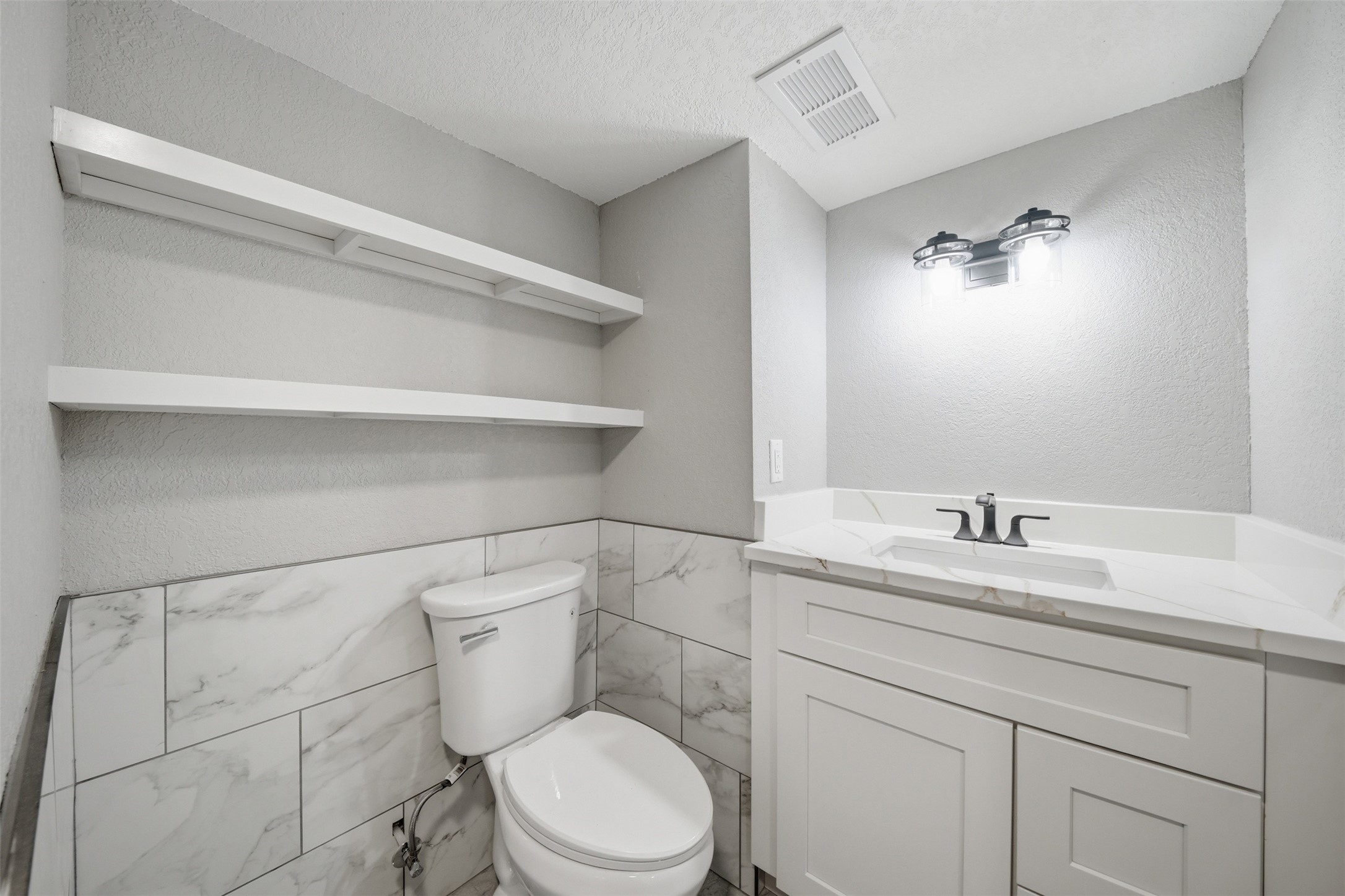 4029 64th Street Property Photo 20