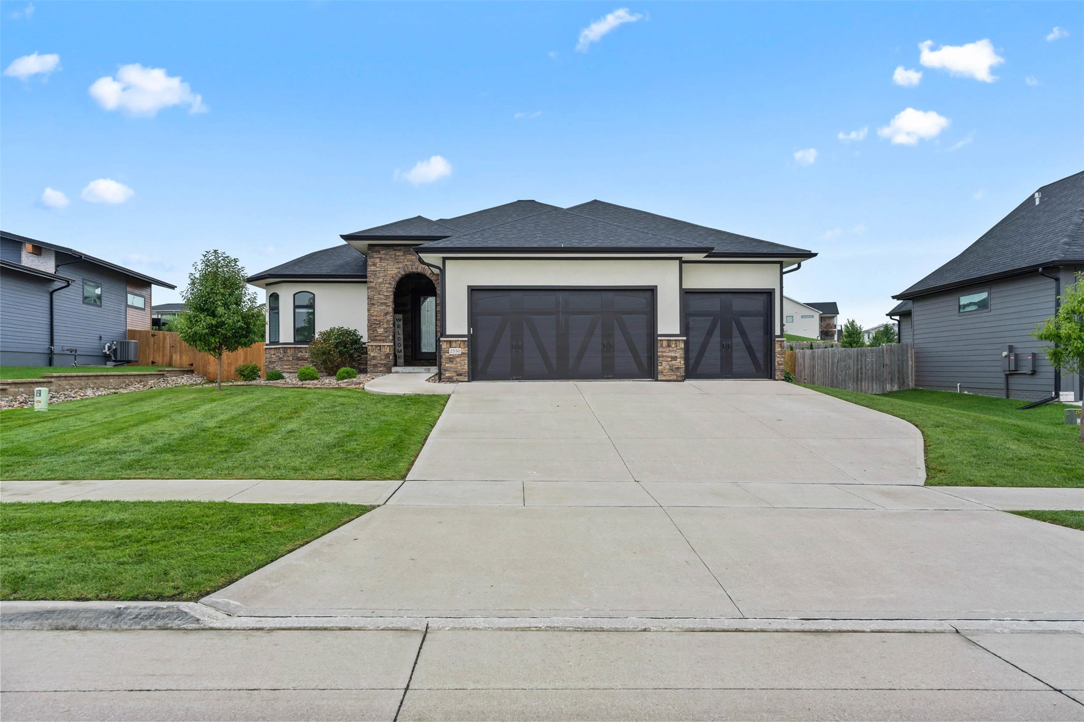 2550 Belmont Boulevard Property Photo 1