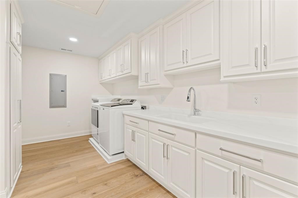 1805 S 8th Avenue E Property Photo 6
