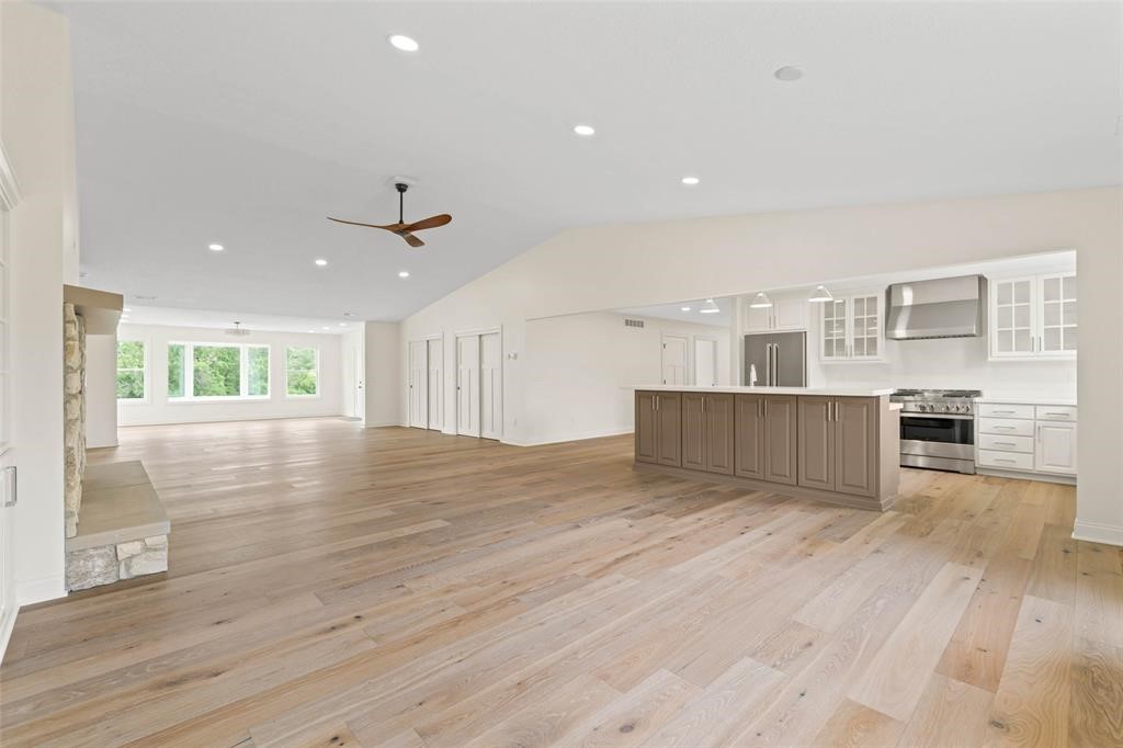1805 S 8th Avenue E Property Photo 13