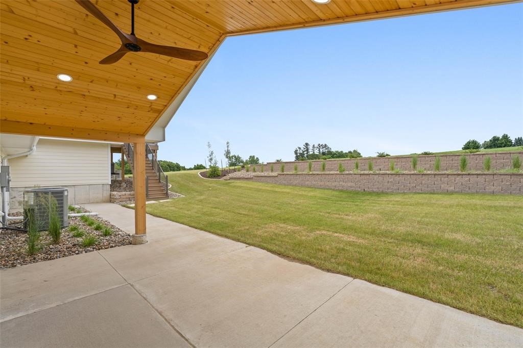 1805 S 8th Avenue E Property Photo 32