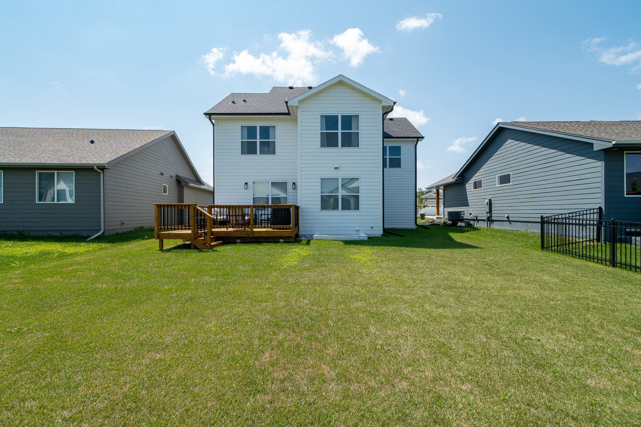 18217 Alpine Drive Property Photo 31